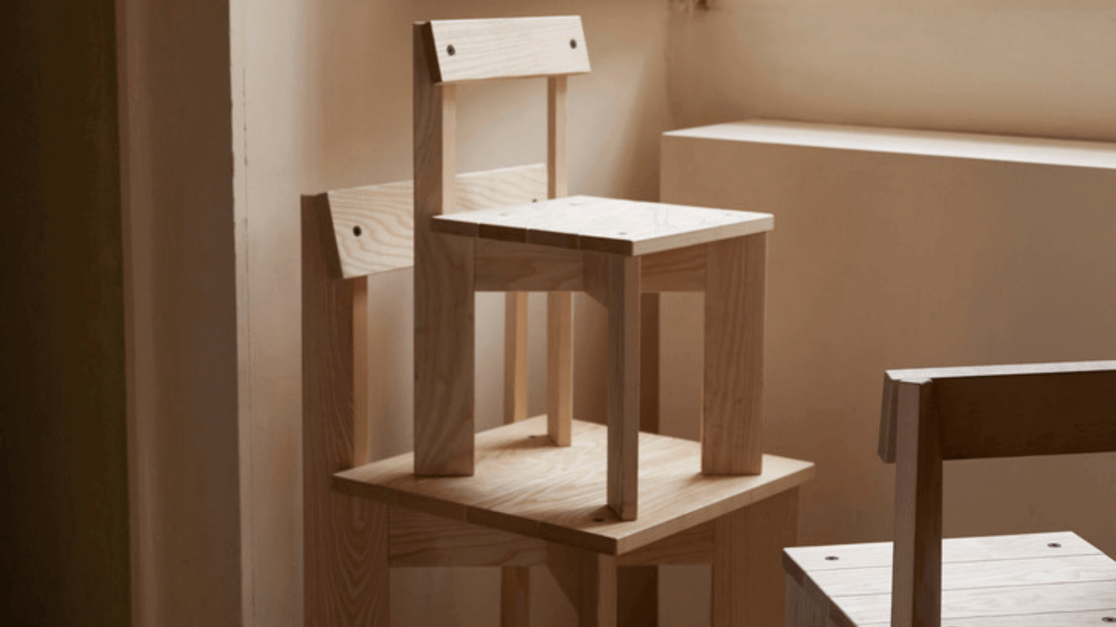 Hinter dem Design: Ark-Stühle by ferm LIVING