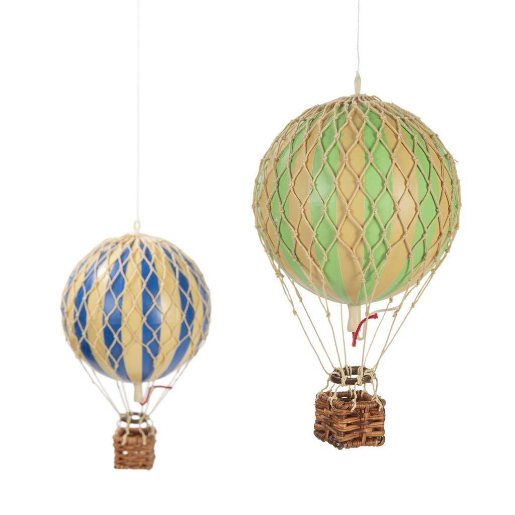 Authentic Models Sky Flight Mobile mit Luftballons, Multicolor