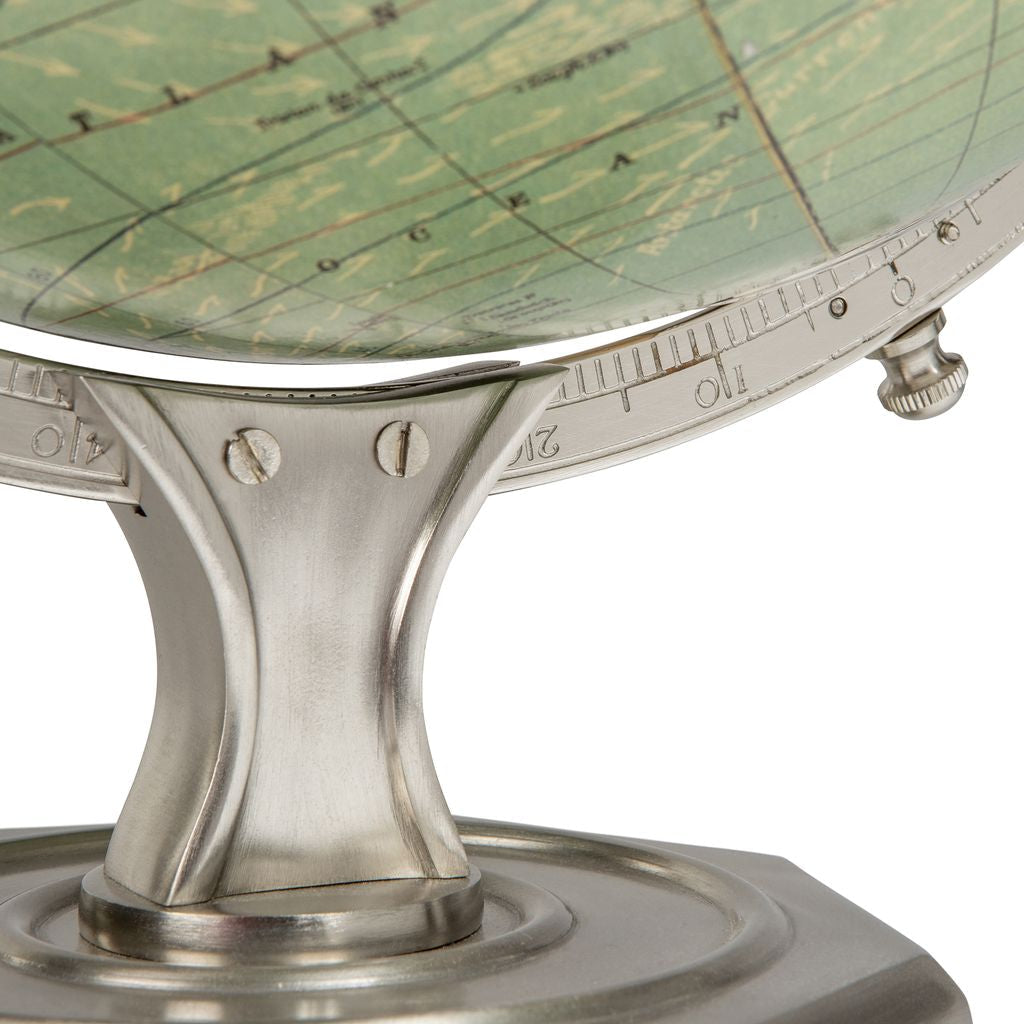 真实的模型Weber Costello Vintage Round Globe