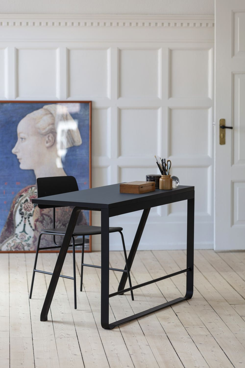 Bent Hansen Hemingway -skrivebord med skuffe L 120 cm, mat lakeret eg/sort linoleum