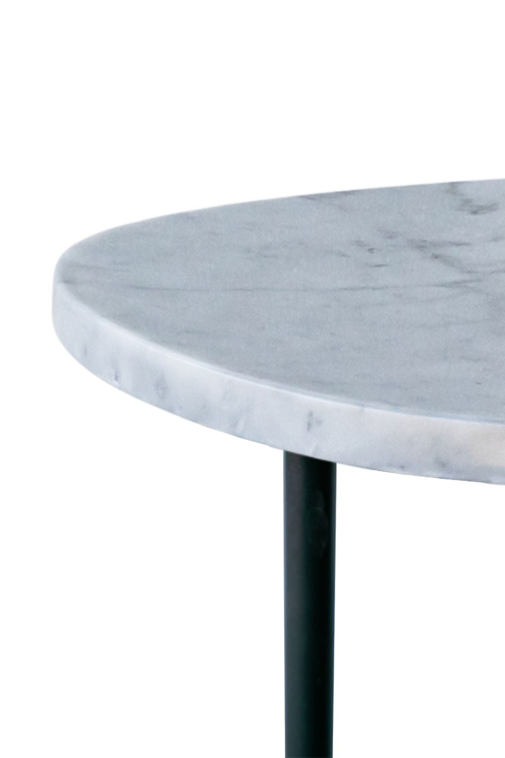 弯曲的汉森地铁咖啡桌Ø45厘米，白色卡拉拉大理石