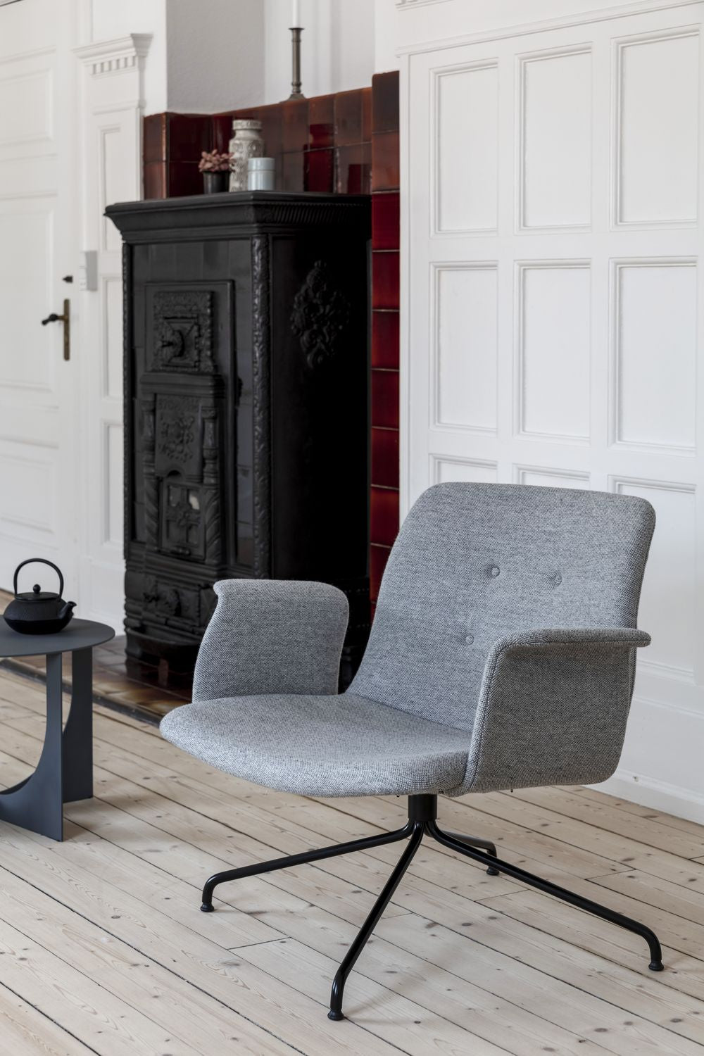 Bent Hansen Primum Lounge stol uden armlæn, sort ramme/cognac Adrian læder