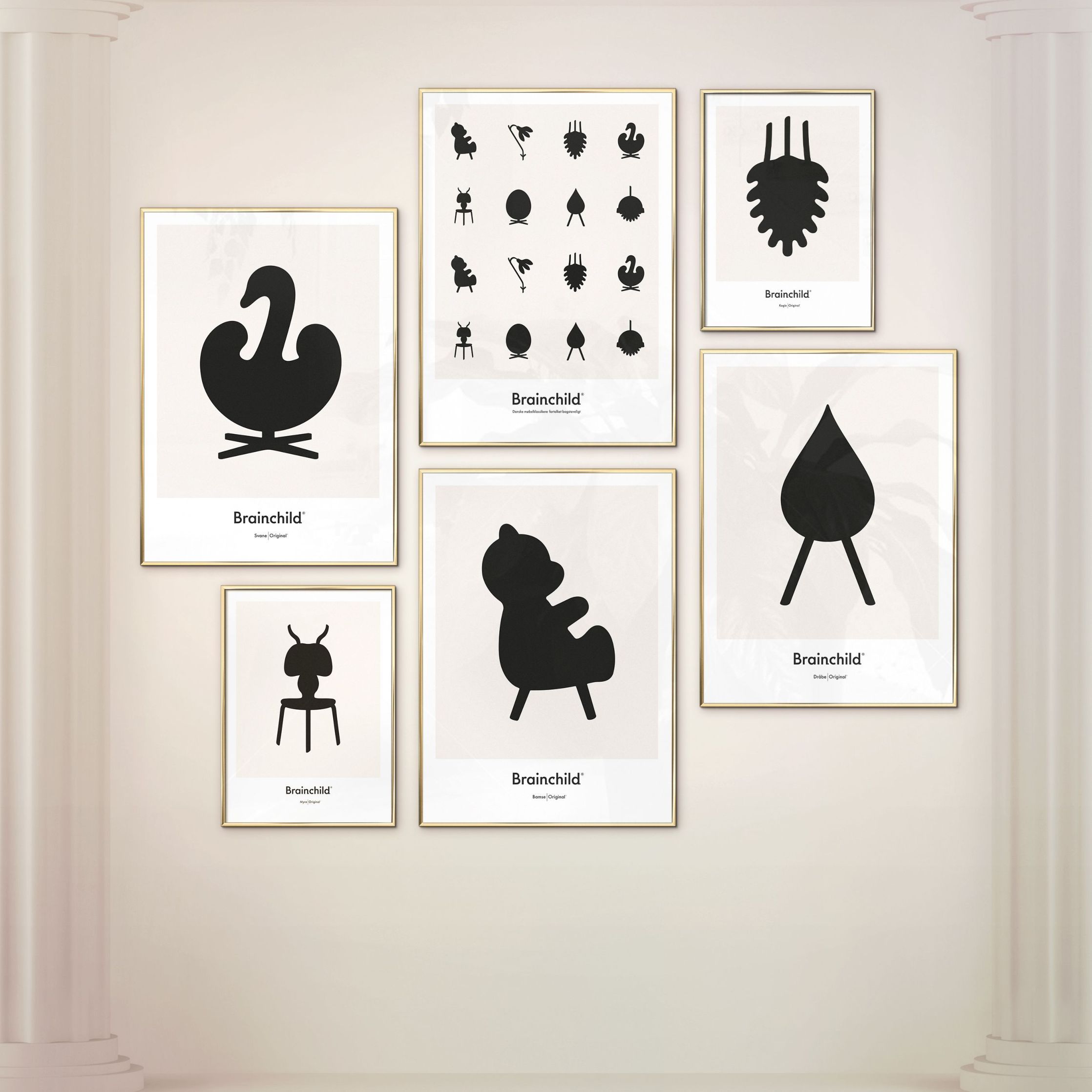 Brainchild Ant Design Icon -juliste, kehys, joka on valmistettu tummasta puusta 30 x40 cm, harmaa