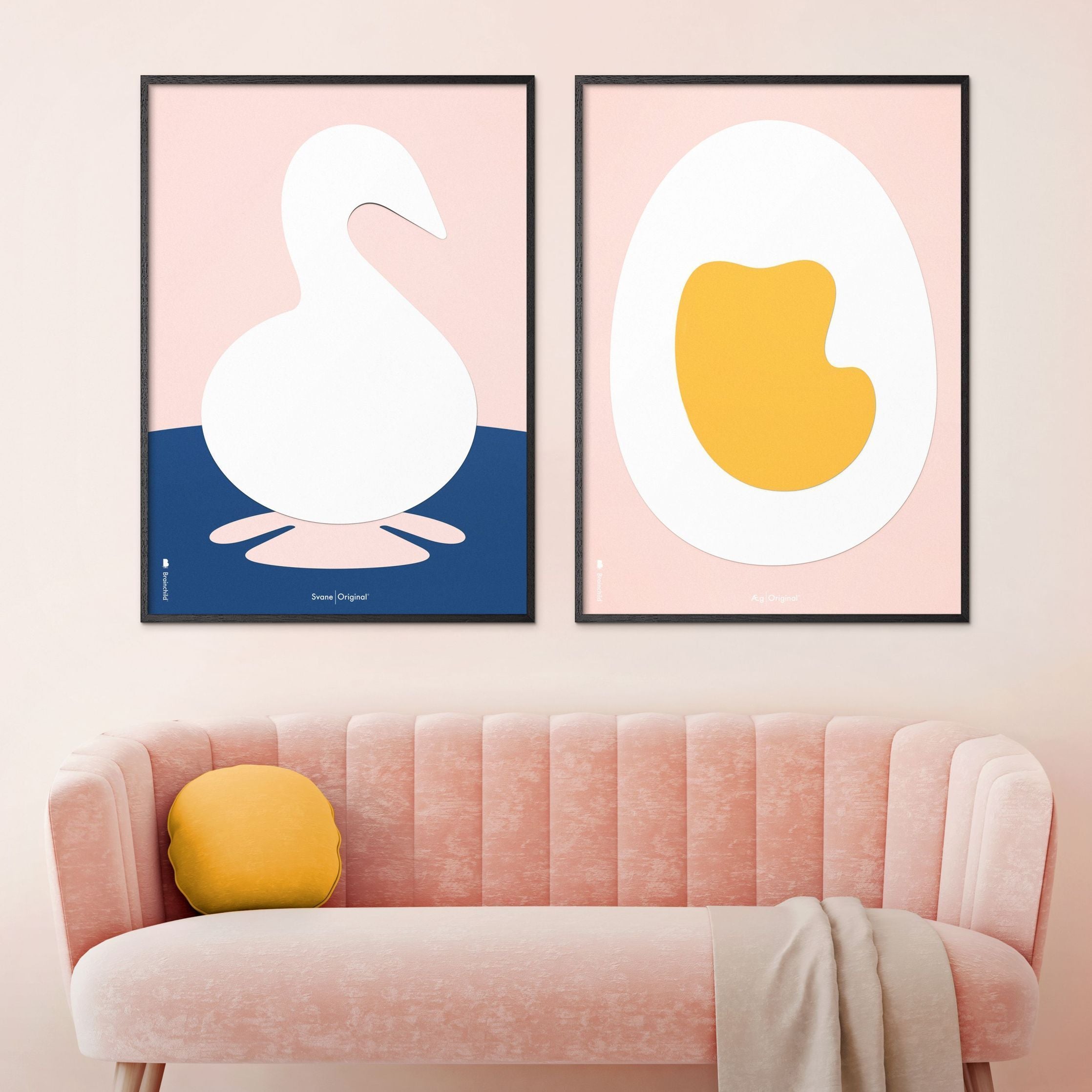 Brainchild Swan Paper Clip Poster, Ramme laget av mørkt tre 30x40 cm, rosa bakgrunn