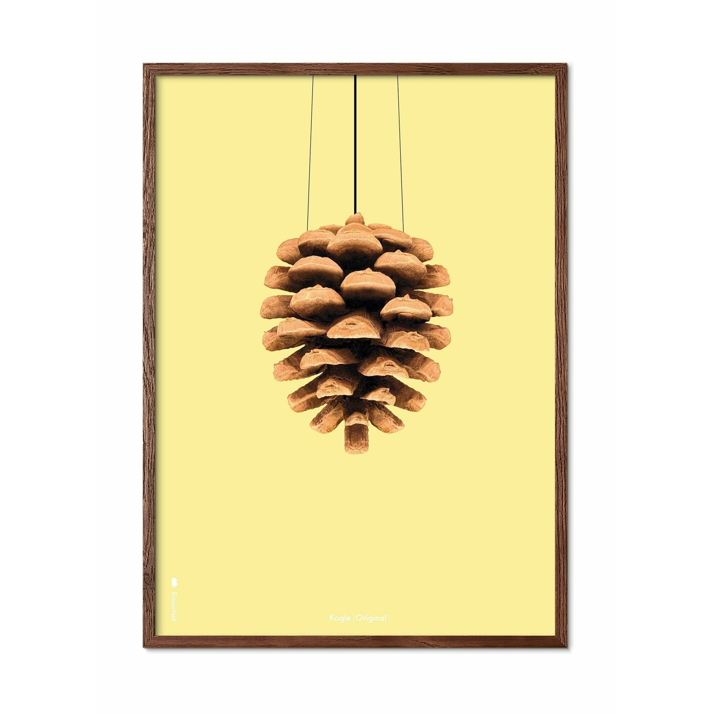 Póster clásico de cono de pino de creación, marco hecho de madera oscura 30x40 cm, fondo amarillo