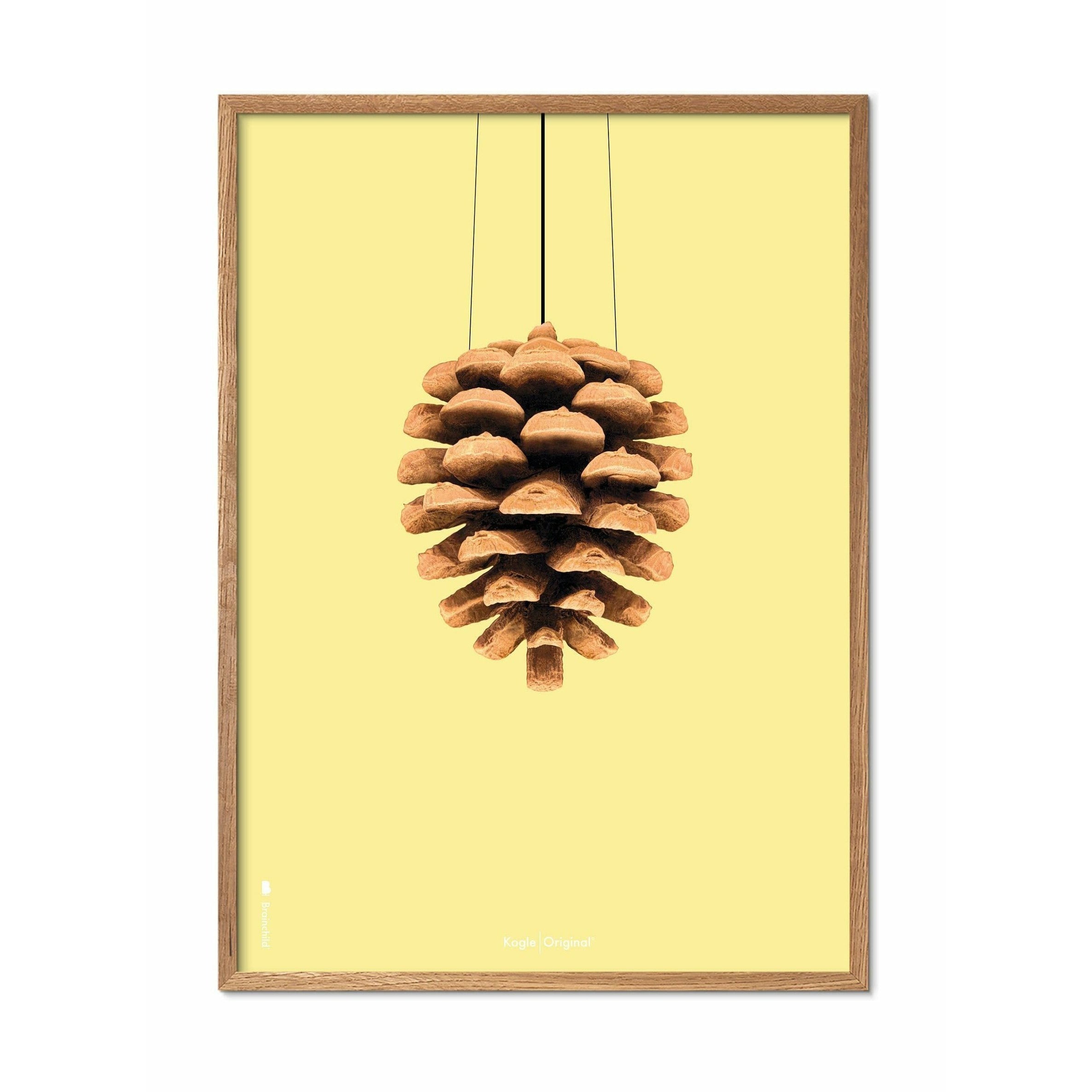 Póster clásico de cono de pino de creación, marco hecho de madera clara de 30x40 cm, fondo amarillo