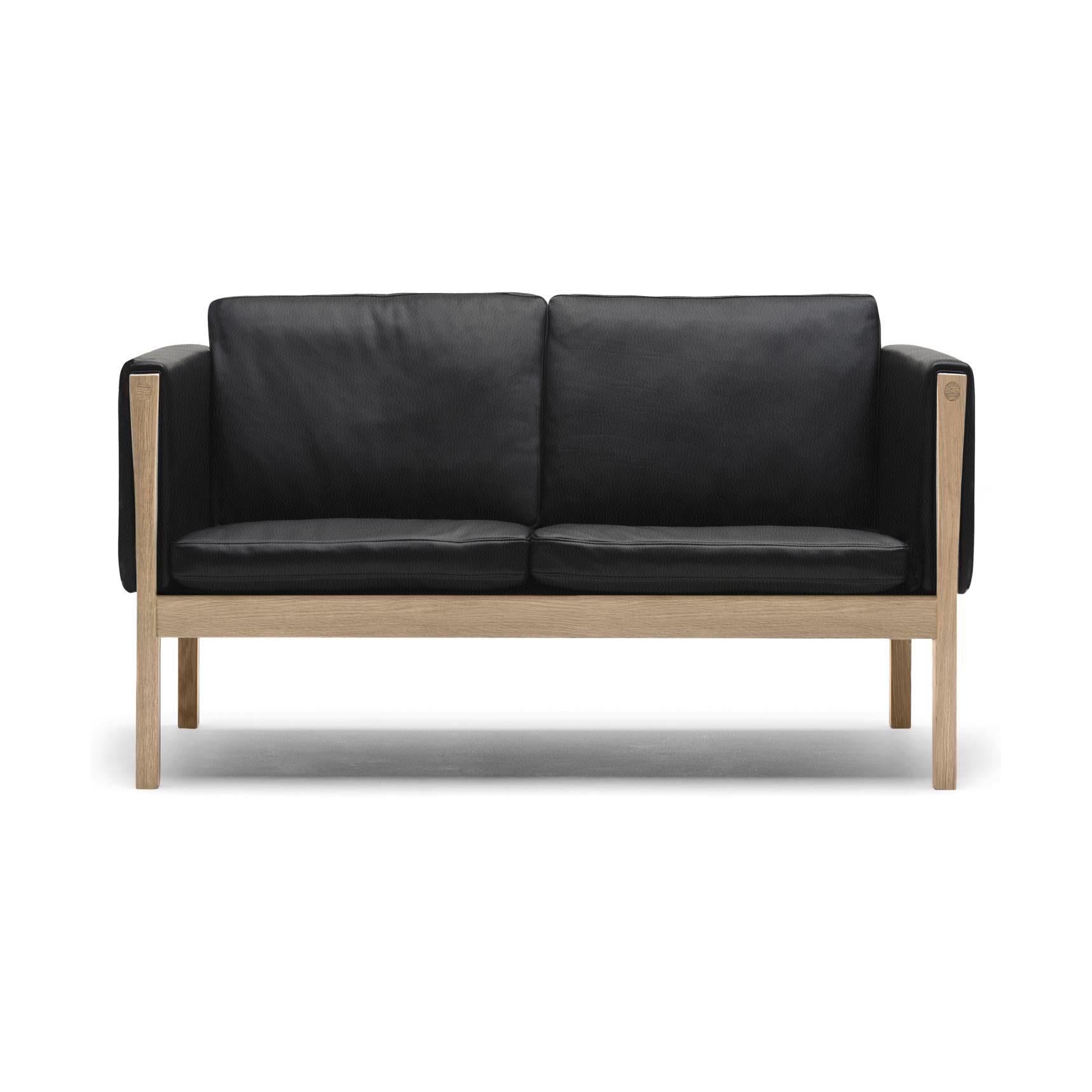 Carl Hansen Ch162 Sofa, Oiled Oak/Black Leather