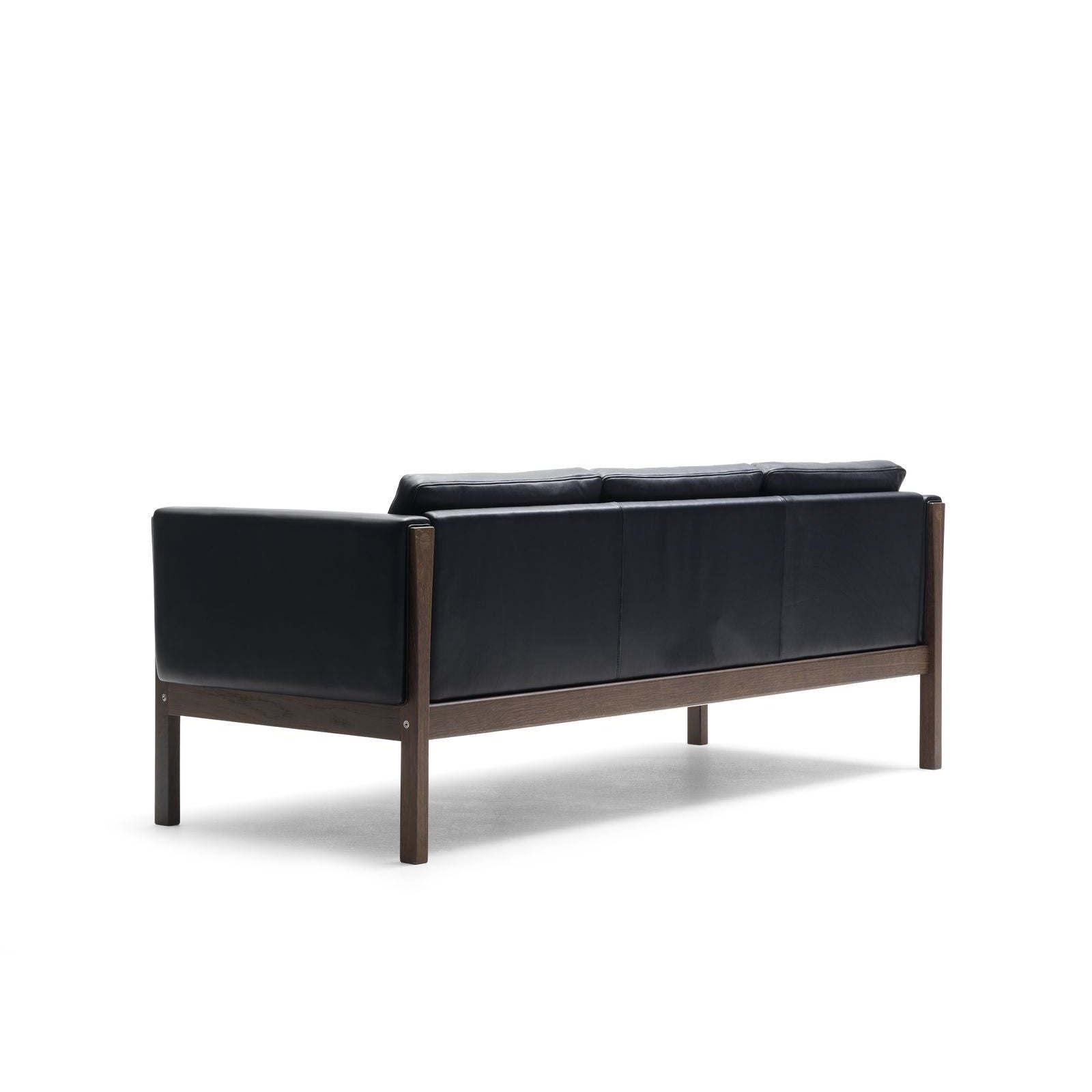 Carl Hansen CH163 sofa, oljet valnøtt/svart skinn