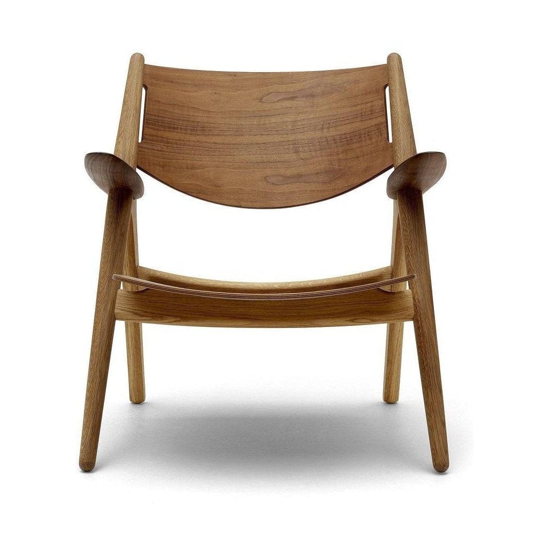 Carl Hansen CH28T fauteuil, geoliede eik, walnoot/natuurlijk