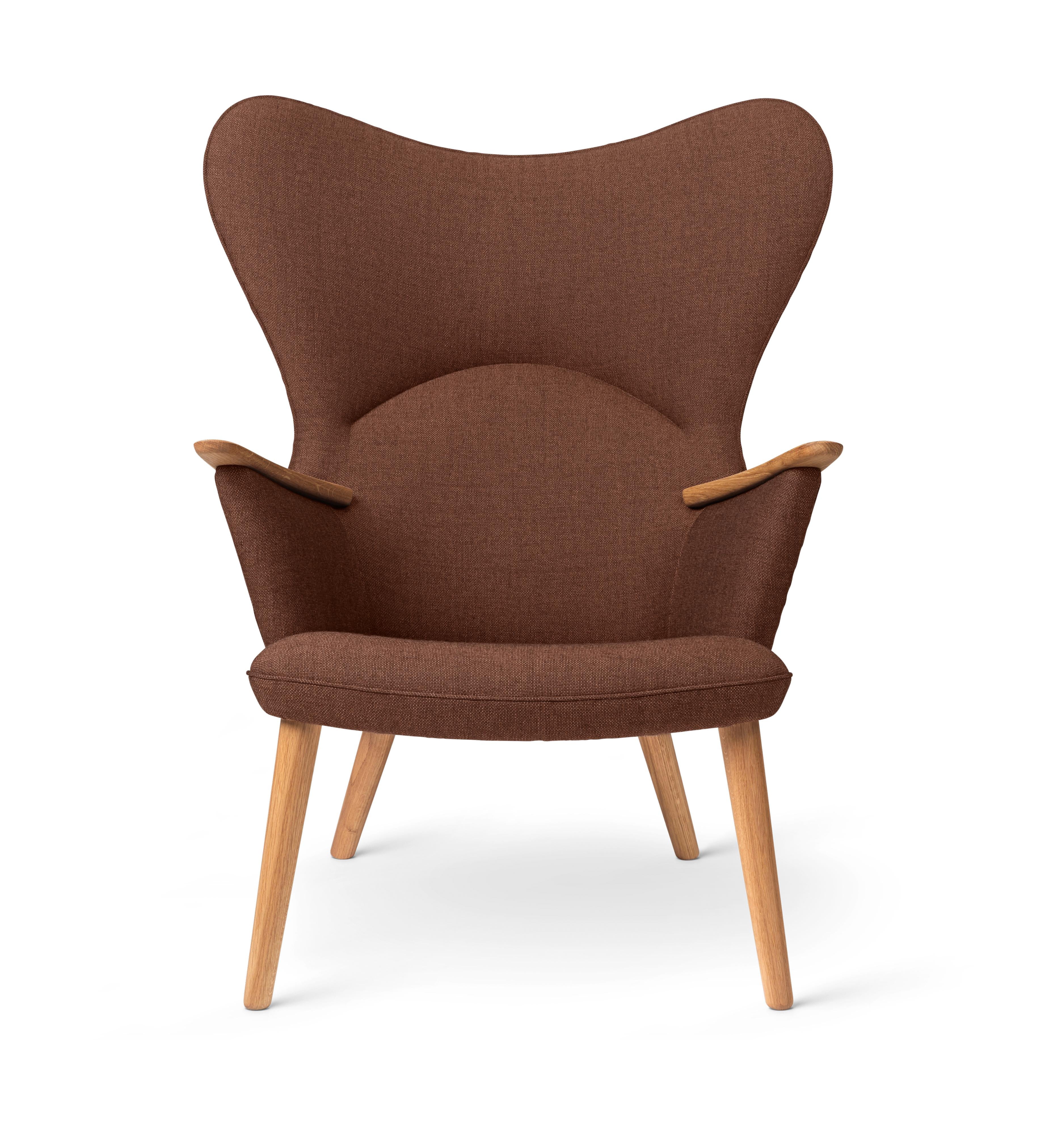 Carl Hansen Ch78 Mama Bear Lounge Chair, Oak Oiled/Passion 7101