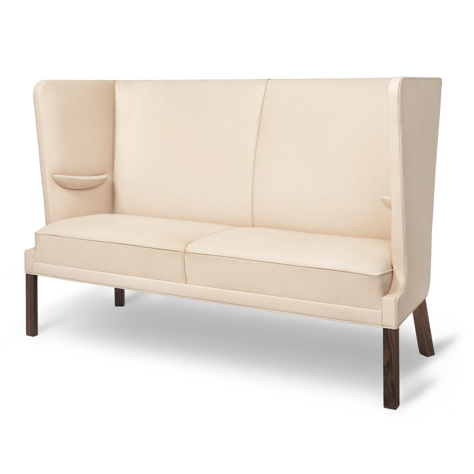 Carl Hansen Fh436 Coupé Sofa, Oiled Walnut/Natural Leather