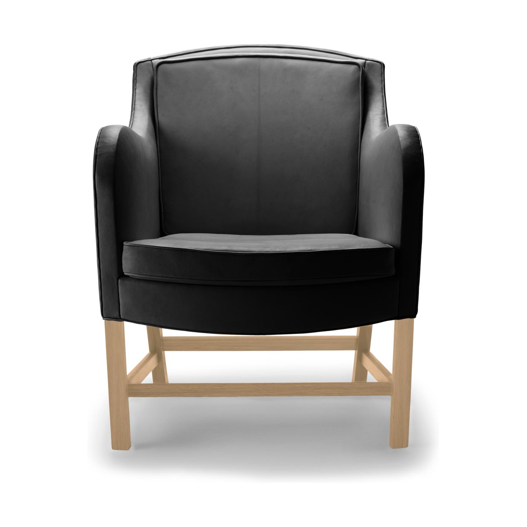 Carl Hansen Kk43960 Mix Lounge Chair, Oiled Oak/Black Leather
