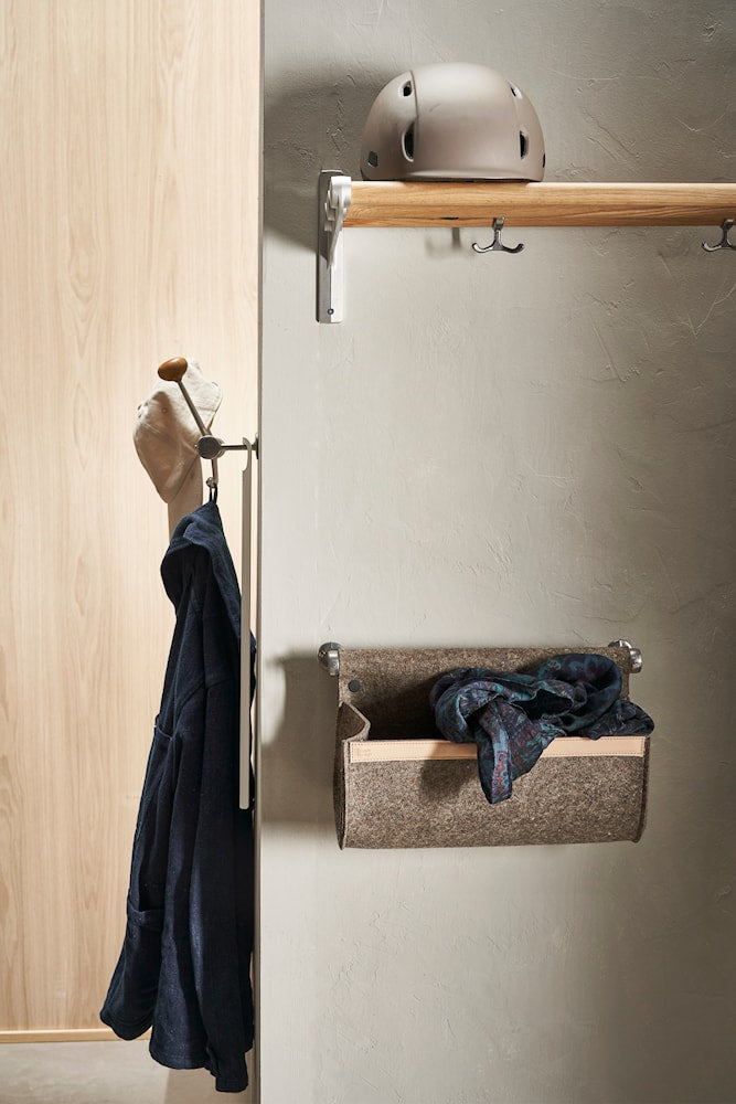 Essem Design Ulrika Storage Compartment Natural Wool, nero