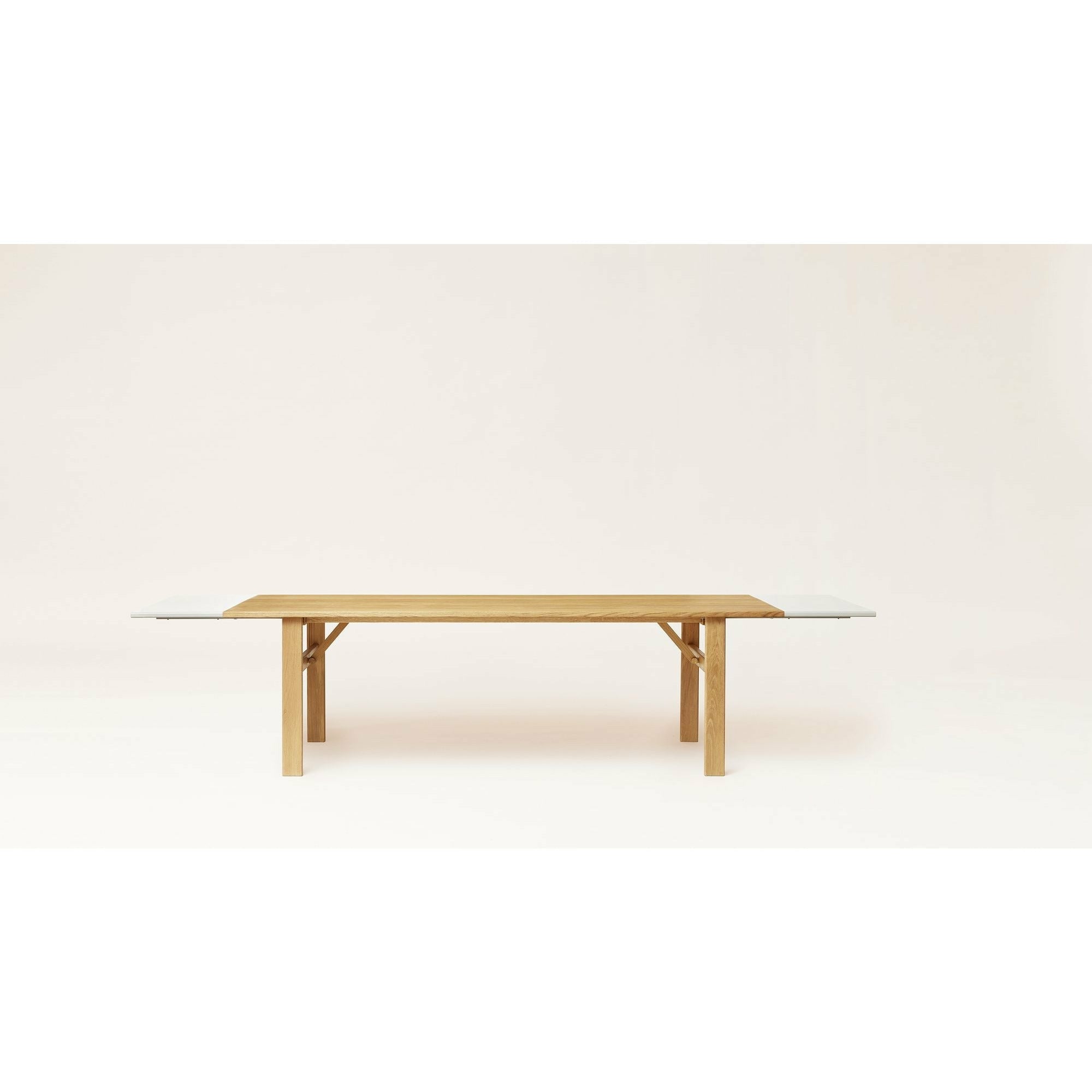 Form&amp;Refine Damsbo table à manger 245 cm, chêne