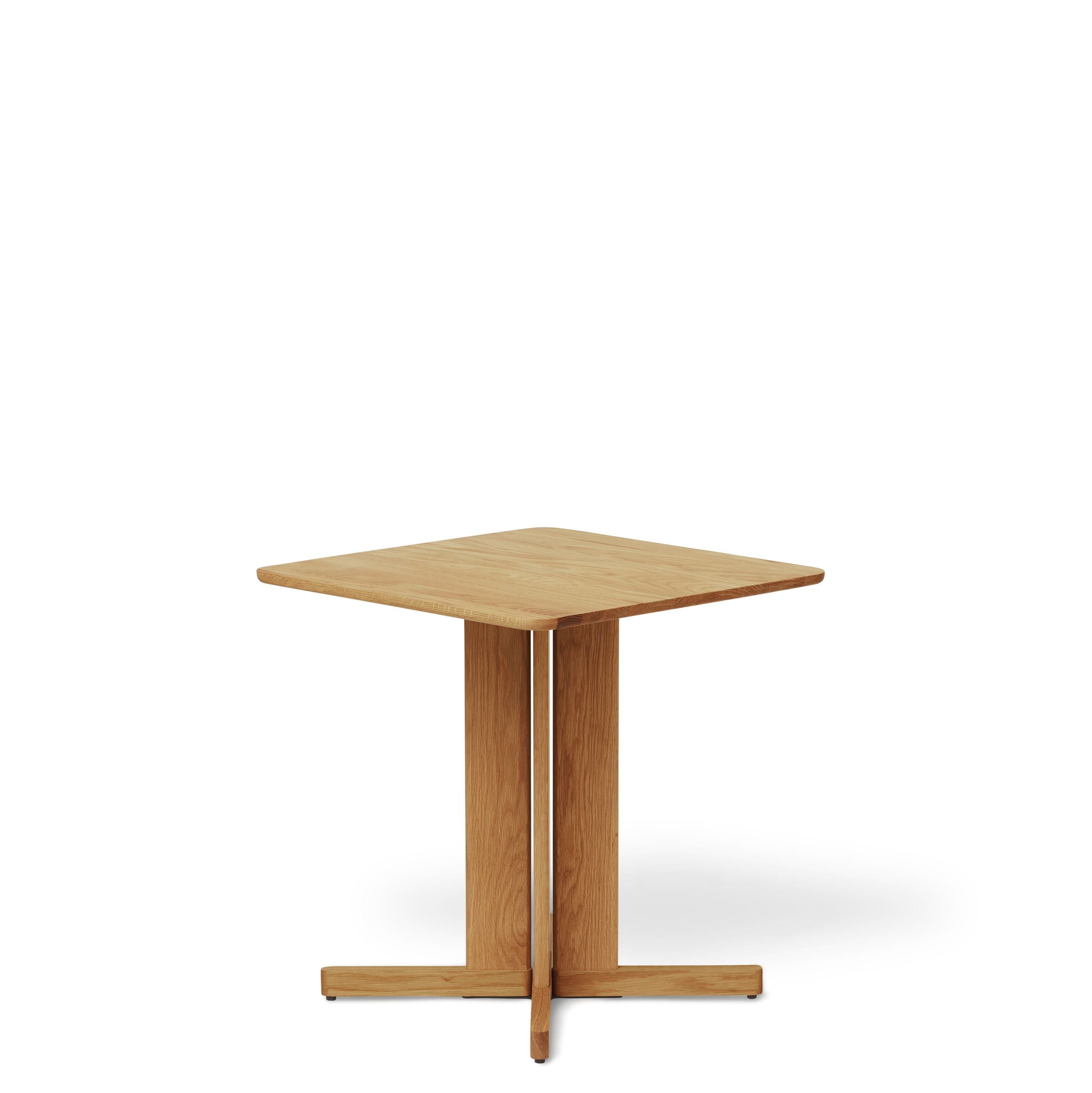 Form & Refine QuatRefoil Tabelle 68x68 cm. Eiche