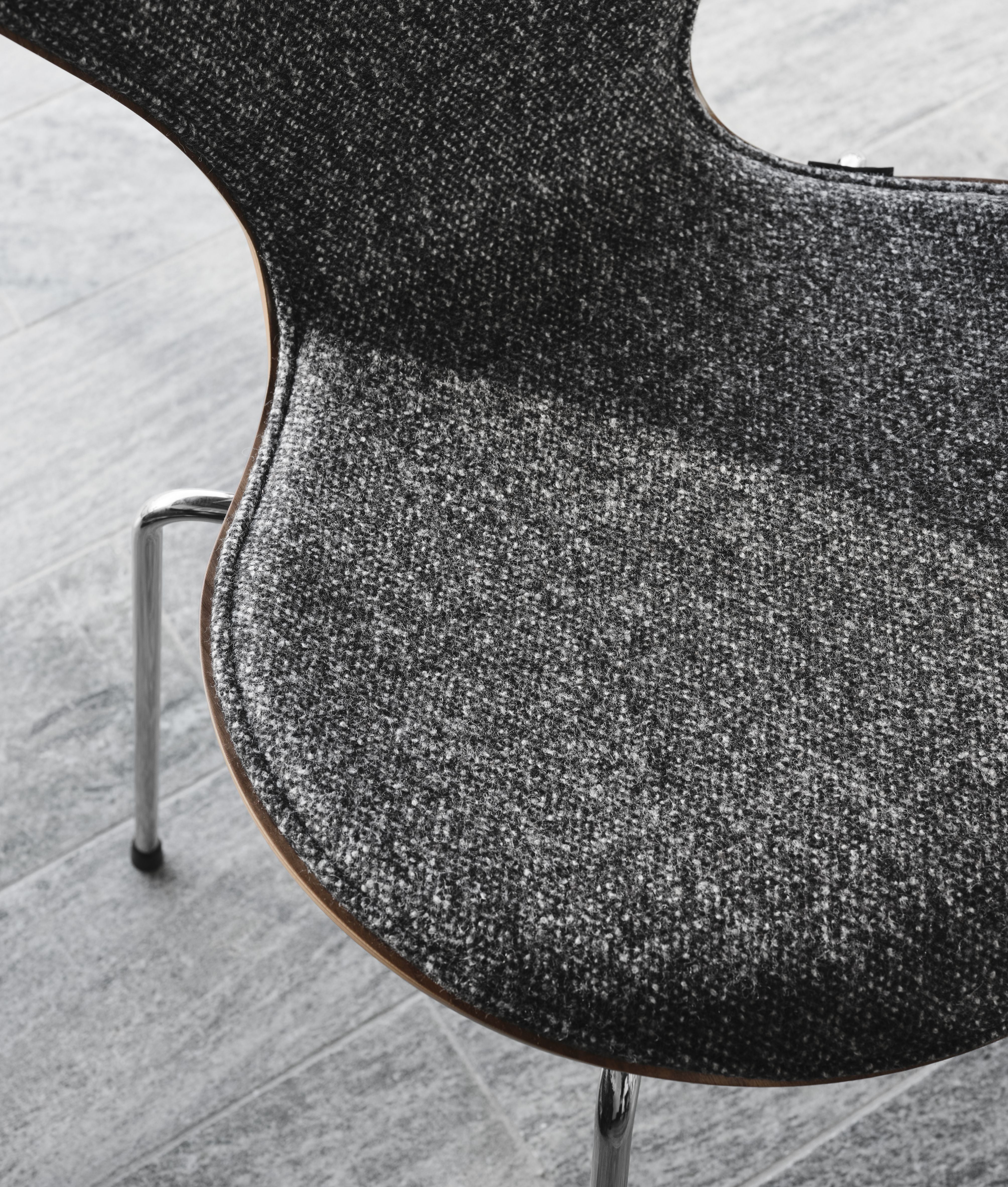 Fritz Hansen 3107 stoel, voorste bekleding met vanir fabric -jubileumcollectie