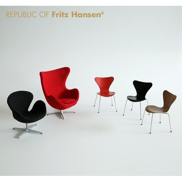 Fritz Hansen Miniatur-Stuhl-Ei, rot