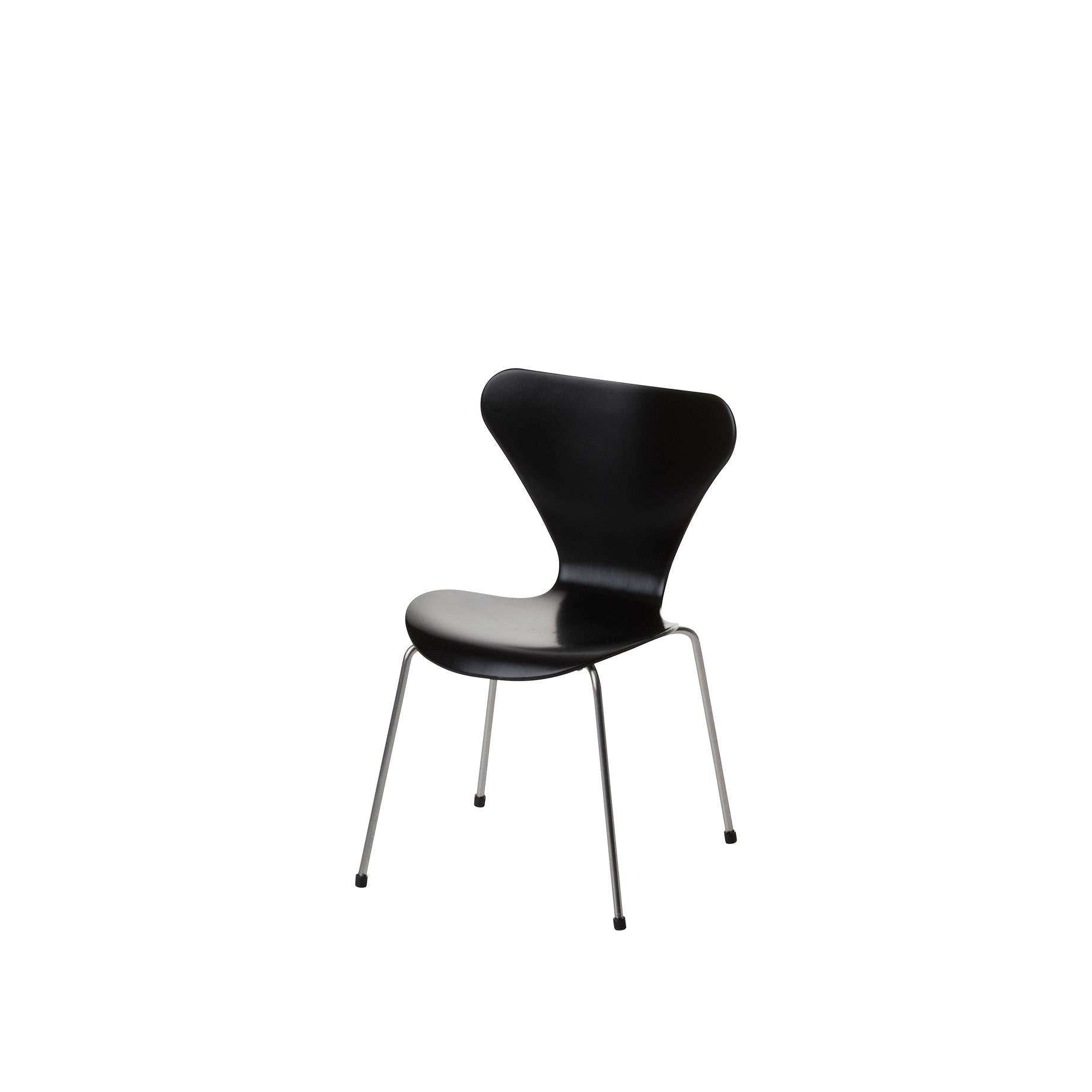 弗里茨·汉森（Fritz Hansen）微型椅子系列7，黑色