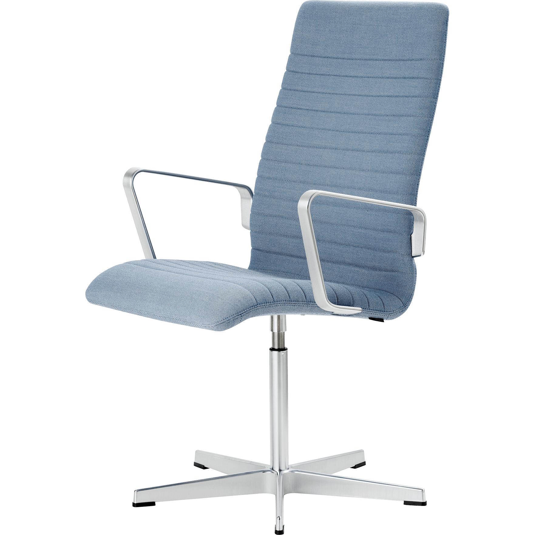 Fritz Hansen Oxford Premium höhenverstellbarer Sessel Stoff mittlere Rückenlehne, Felgen Blau/Weiß