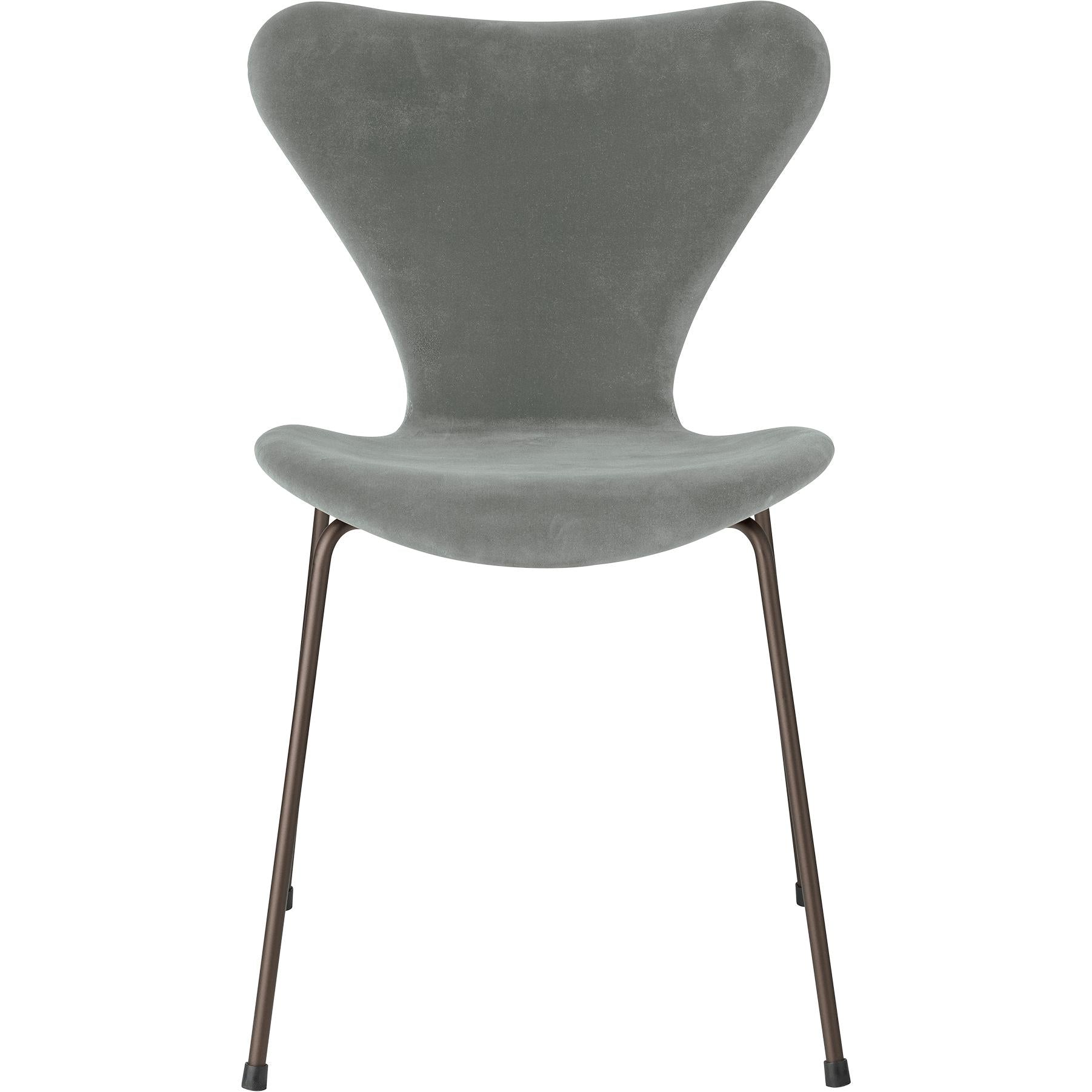 Fritz Hansen 3107椅子全套装饰，棕色青铜/贝尔法斯特天鹅绒海豹灰色