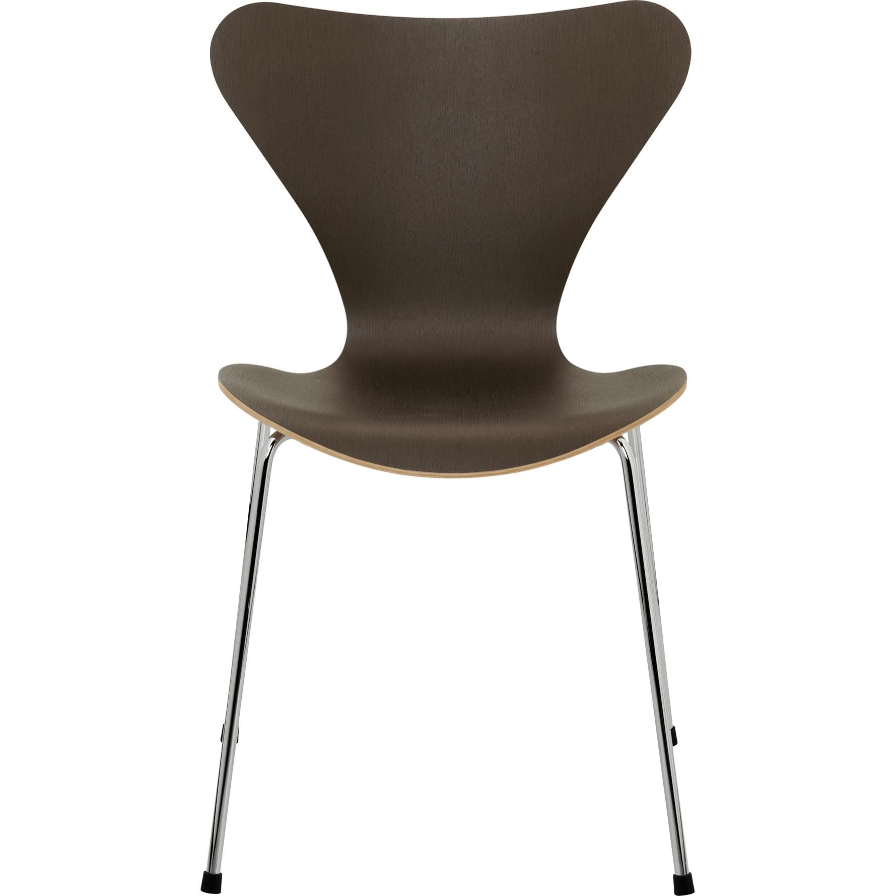 Fritz Hansen Series 7 sedia impiallacciata scura Shell in quercia macchiata, base in acciaio cromato