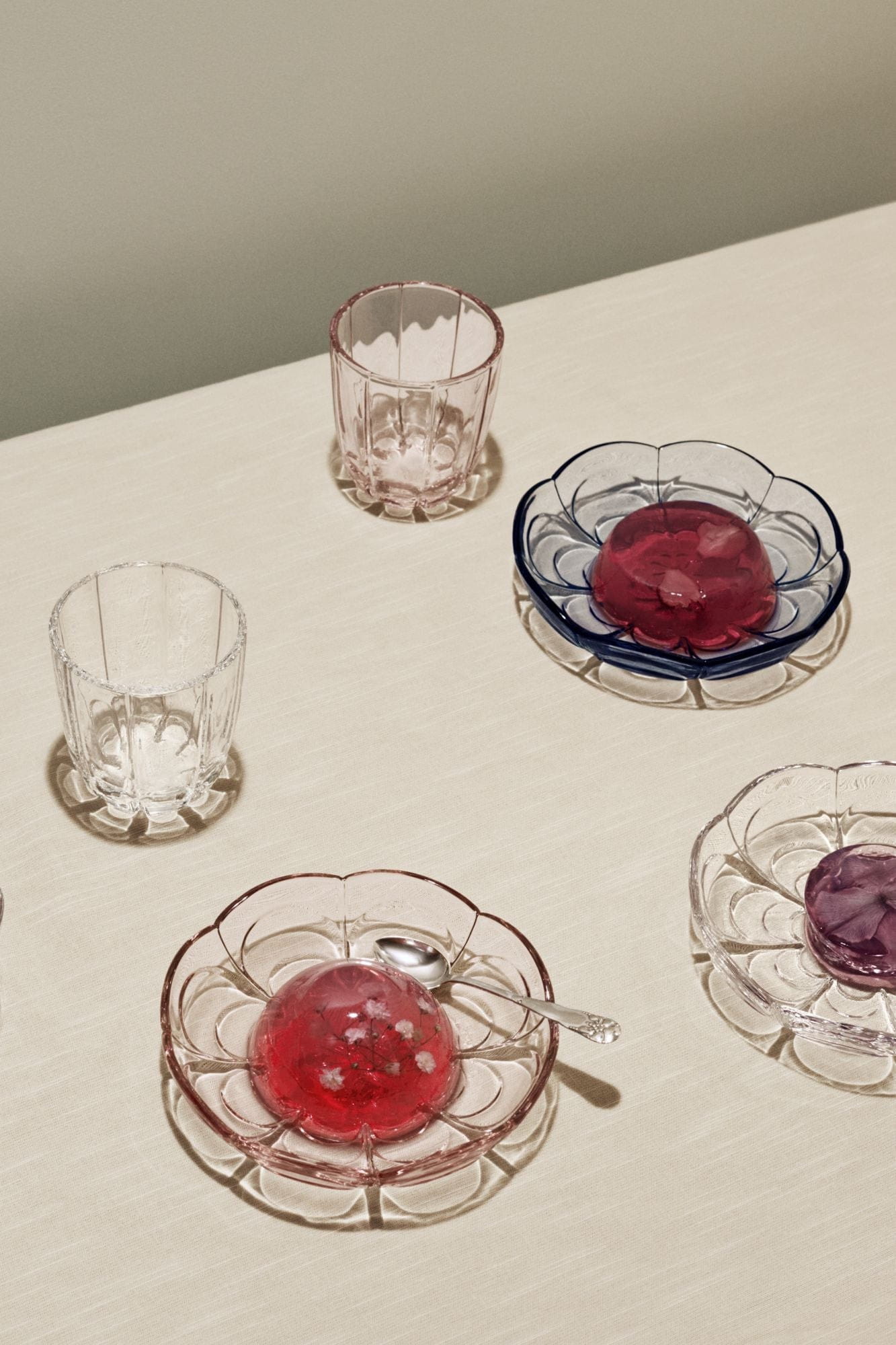 Holmegaard Lily Water Glass -sarja 2 320 ml, vaaleanpunainen