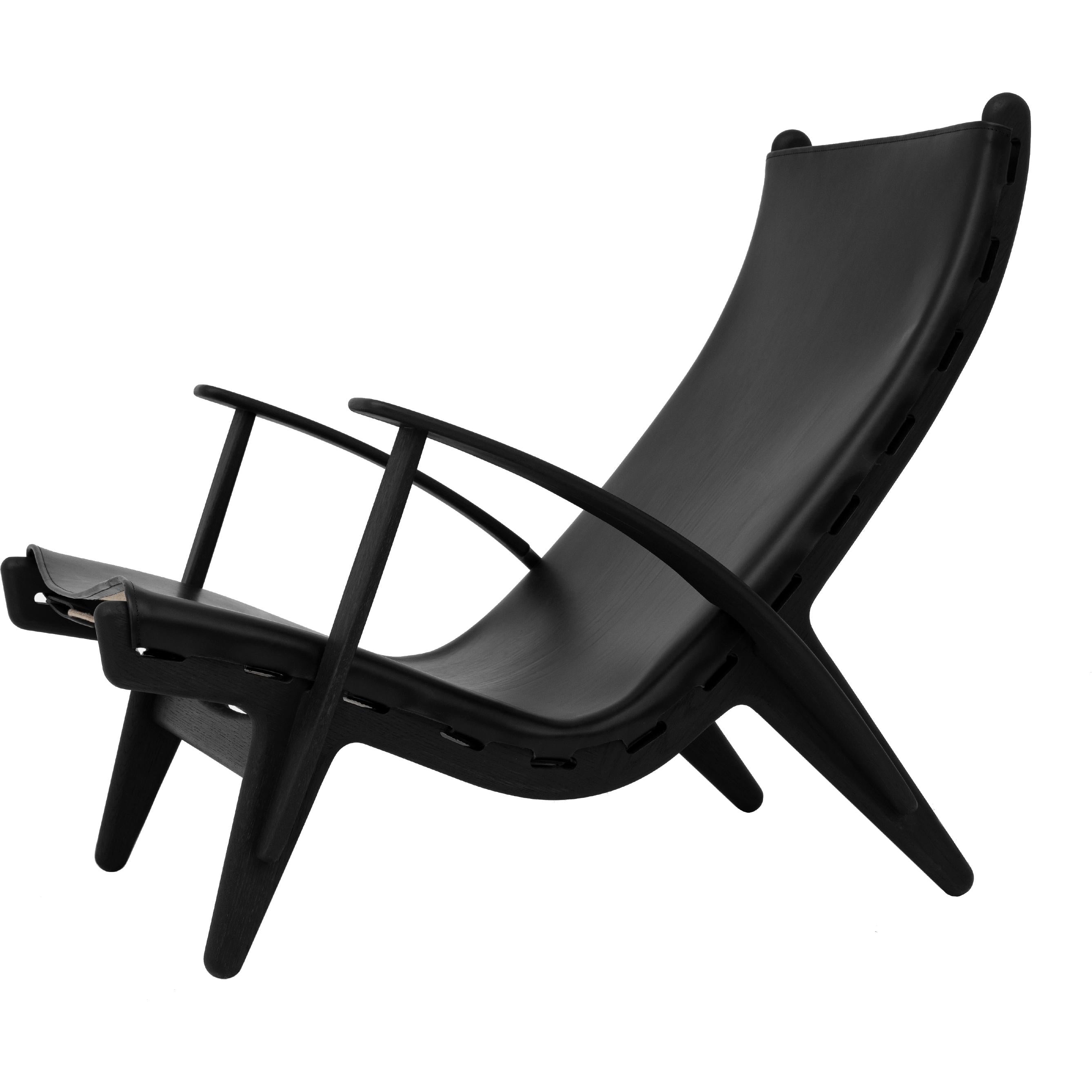 Klassik Studio PV King's stoel Black Oak bevlekt, zwart leer
