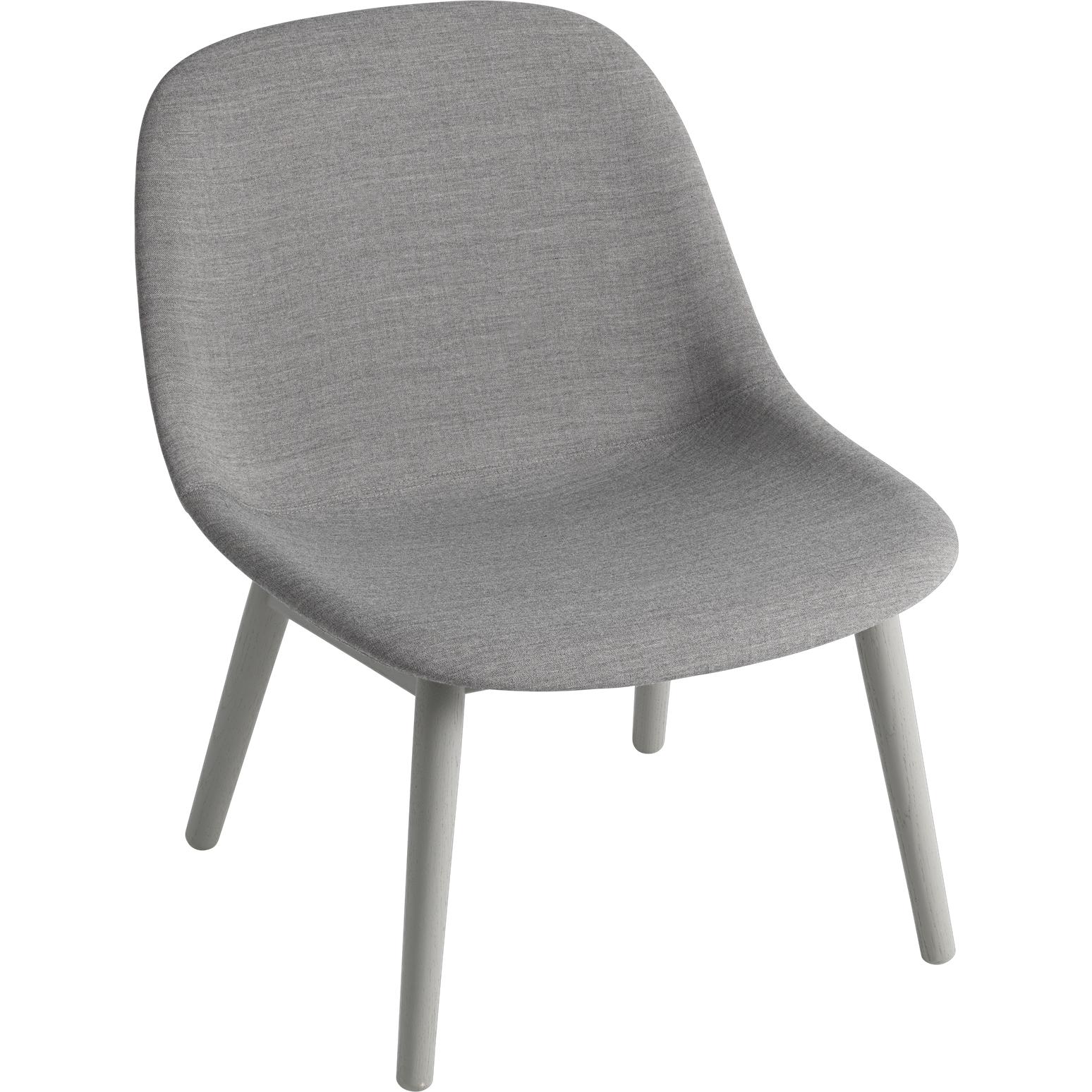 Muuto Fiber Lounge stoel houten benen, stoffen stoel, grijs/ remix 133