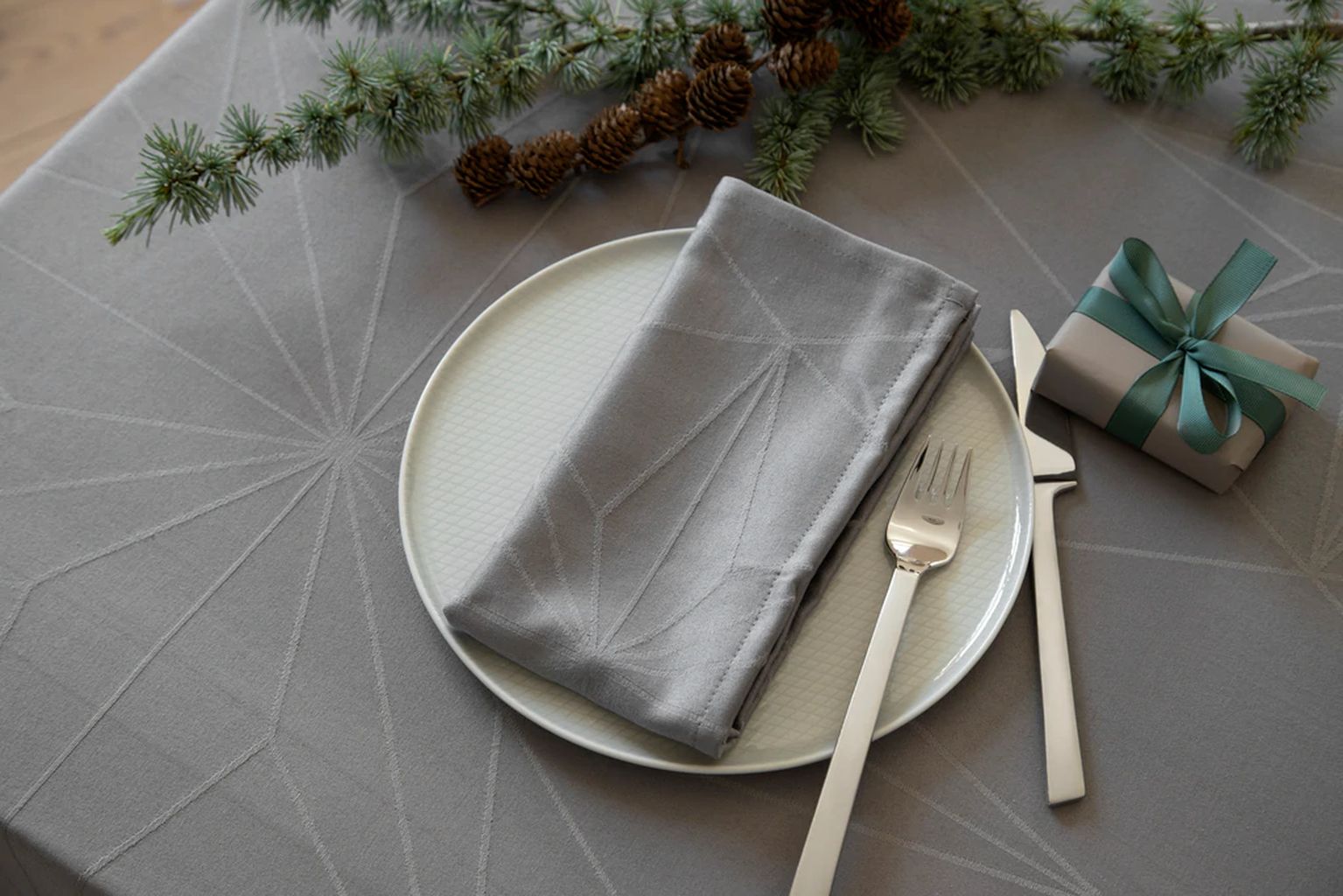 Novoform Design Stars Tablecloth 270 Cm, Winter Grey