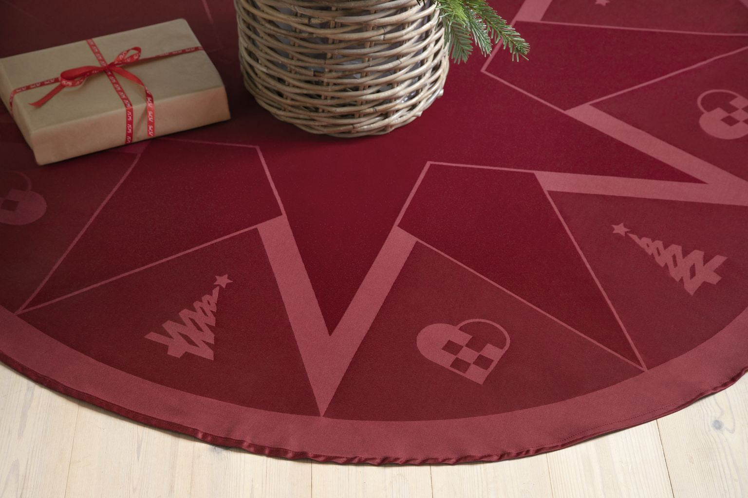 Novoform Design Stars Christmas Carpet, Advent Red