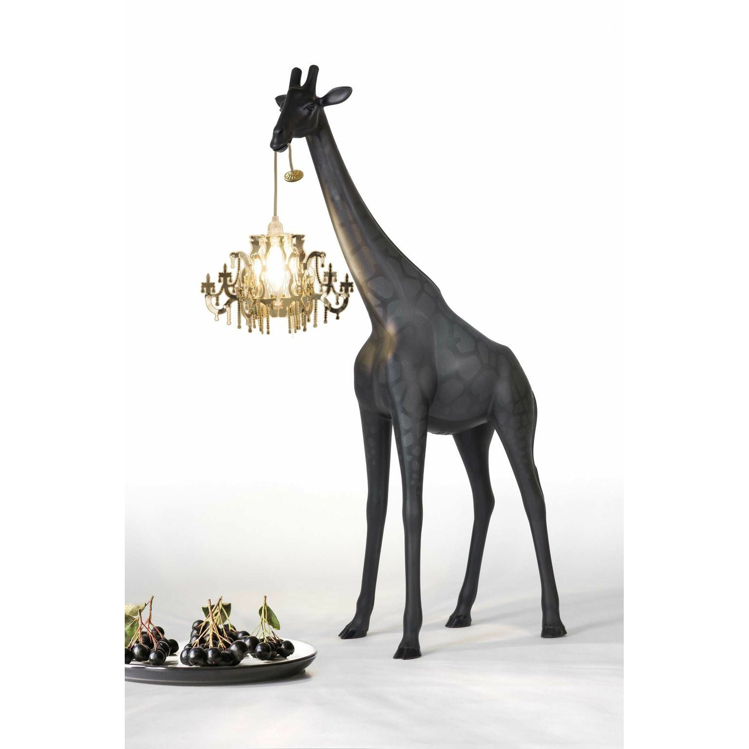 Qeeboo giraff i kjærlighet gulvlampe xs h 1m, svart
