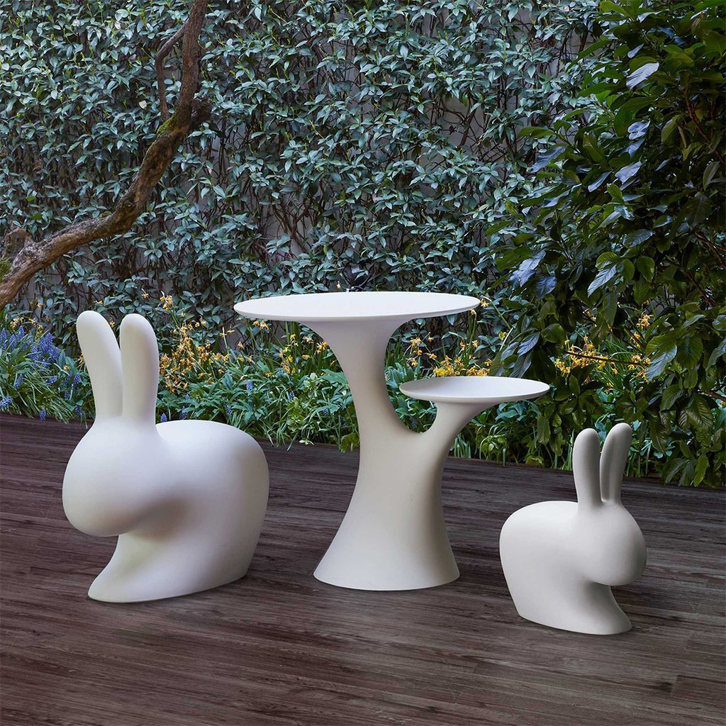 Qeeboo Rabbit Tree Table af Stefano Giovannoni, lyserød