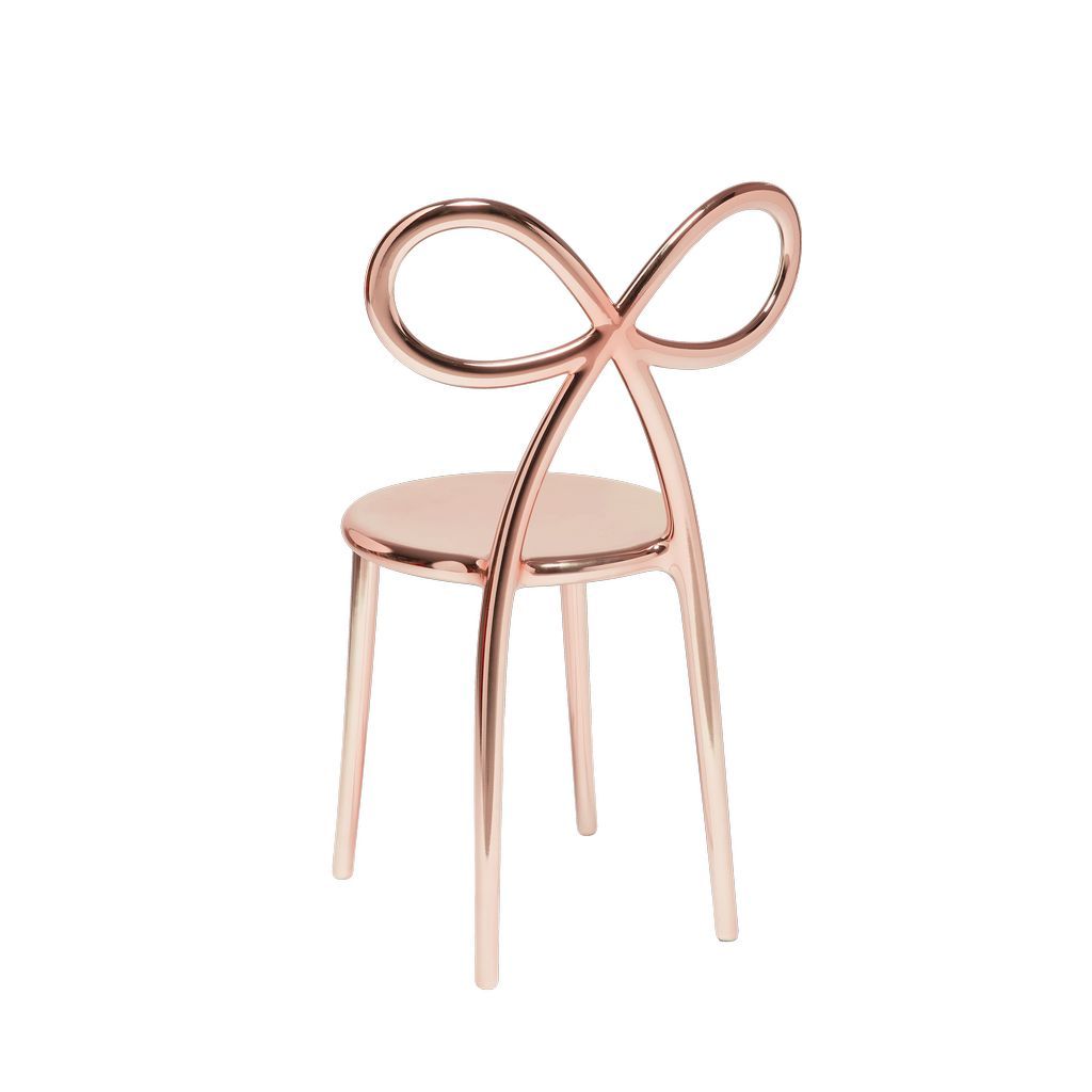 Nika Zupanc的Qeeboo丝带椅金属饰面，粉红色金色