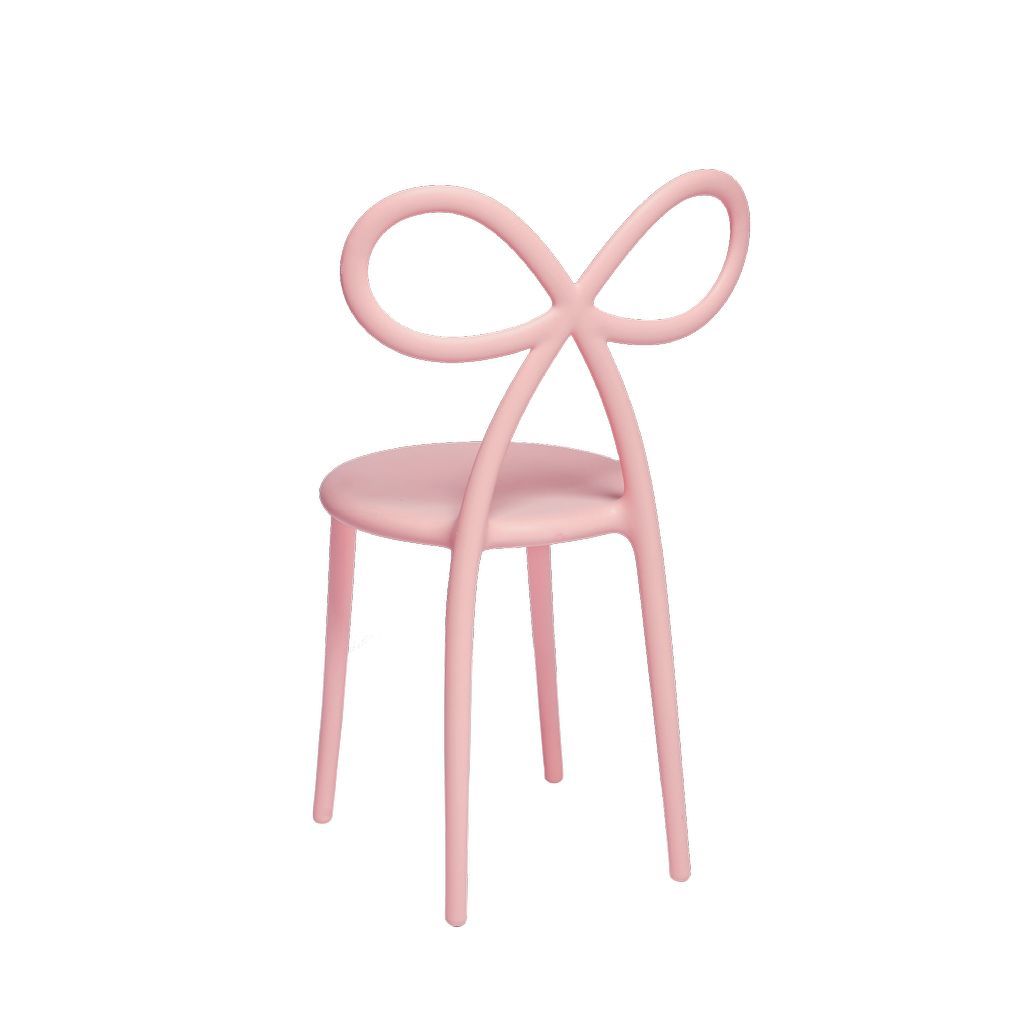 Nika Zupanc的Qeeboo丝带椅，粉红色