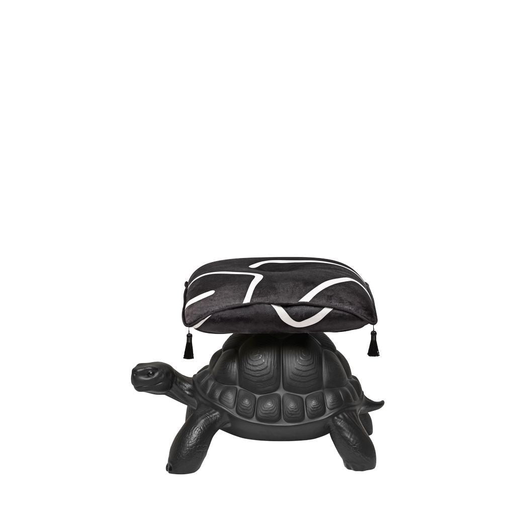 Qeeboo Schildpad dragen puff, zwart