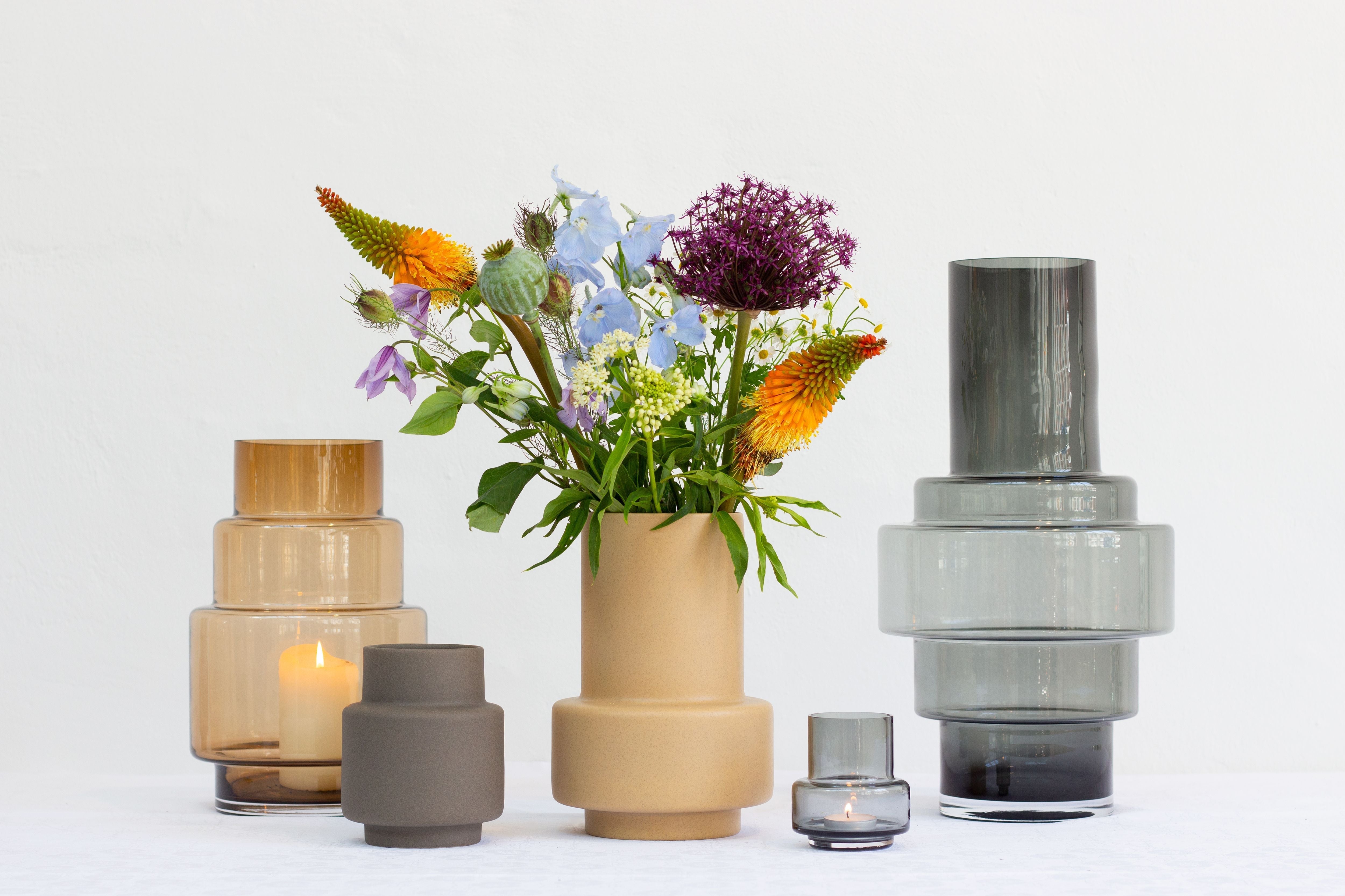 Ro Collection Vase en céramique d'ouragan grand ocre doux