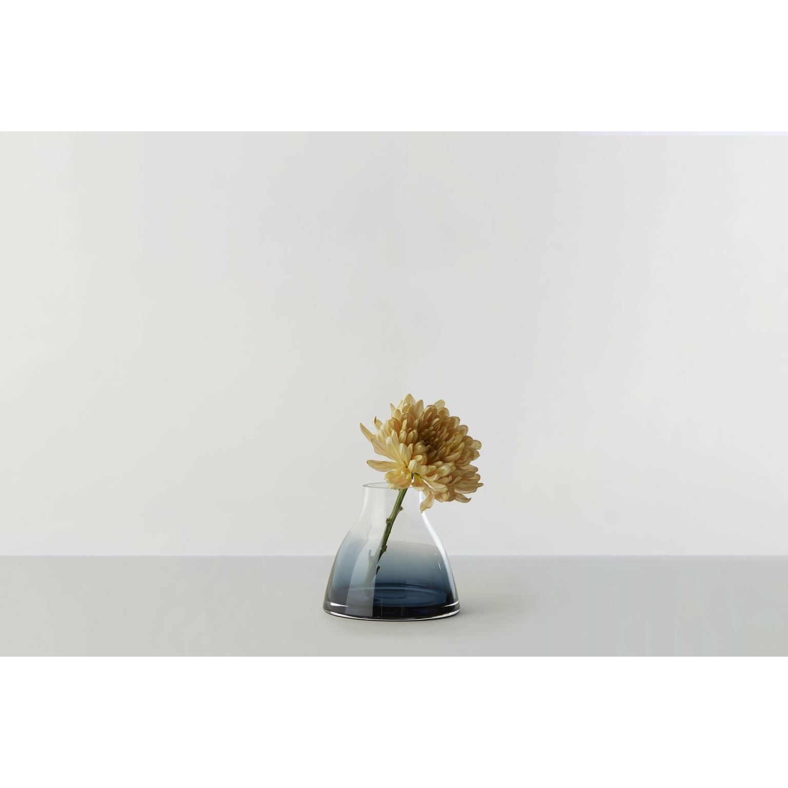 Ro Collection Nr 1 Flower Vase Øxh 13 x12, Indigo Blue