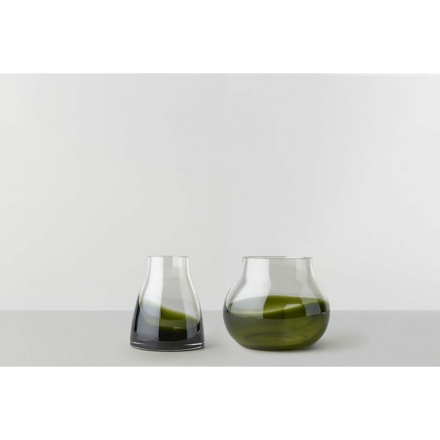 Ro Collection No. 2 Flower Vase, Moss Green