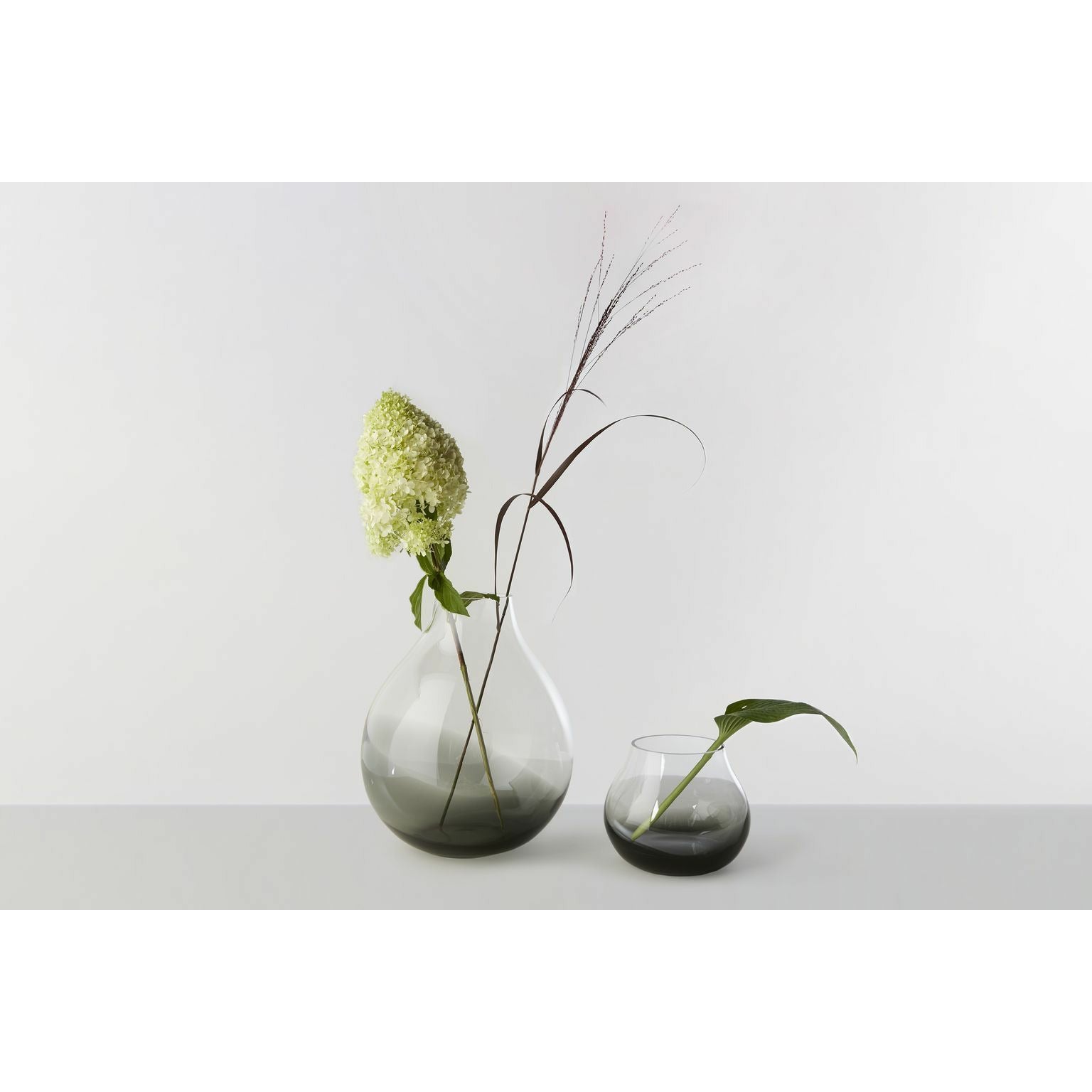 Ro Collection Nr. 23 Flower Vase, Grayed Gray