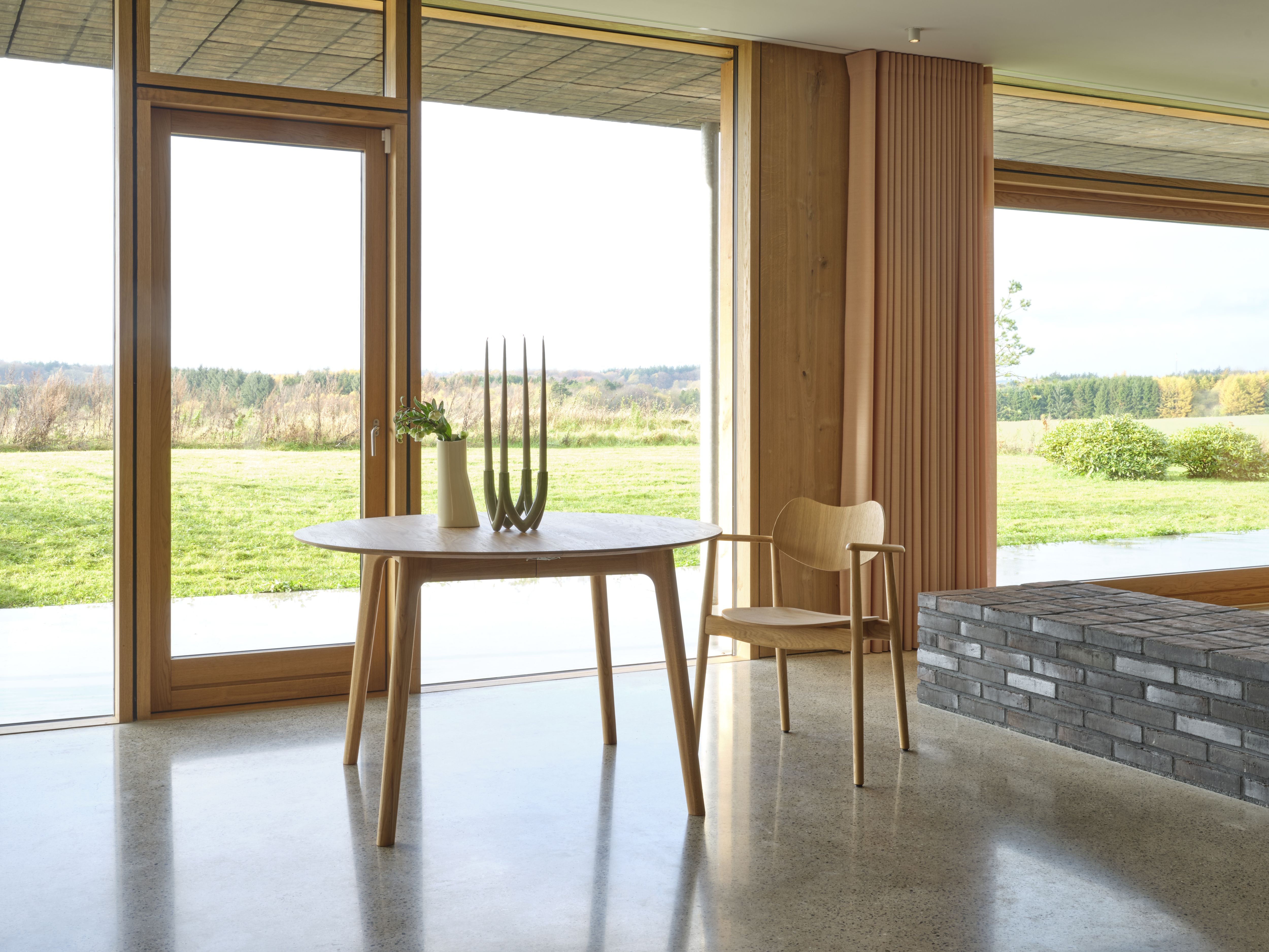 Ro Collection Table extensible salon en chêne huilé, Ø 120 cm
