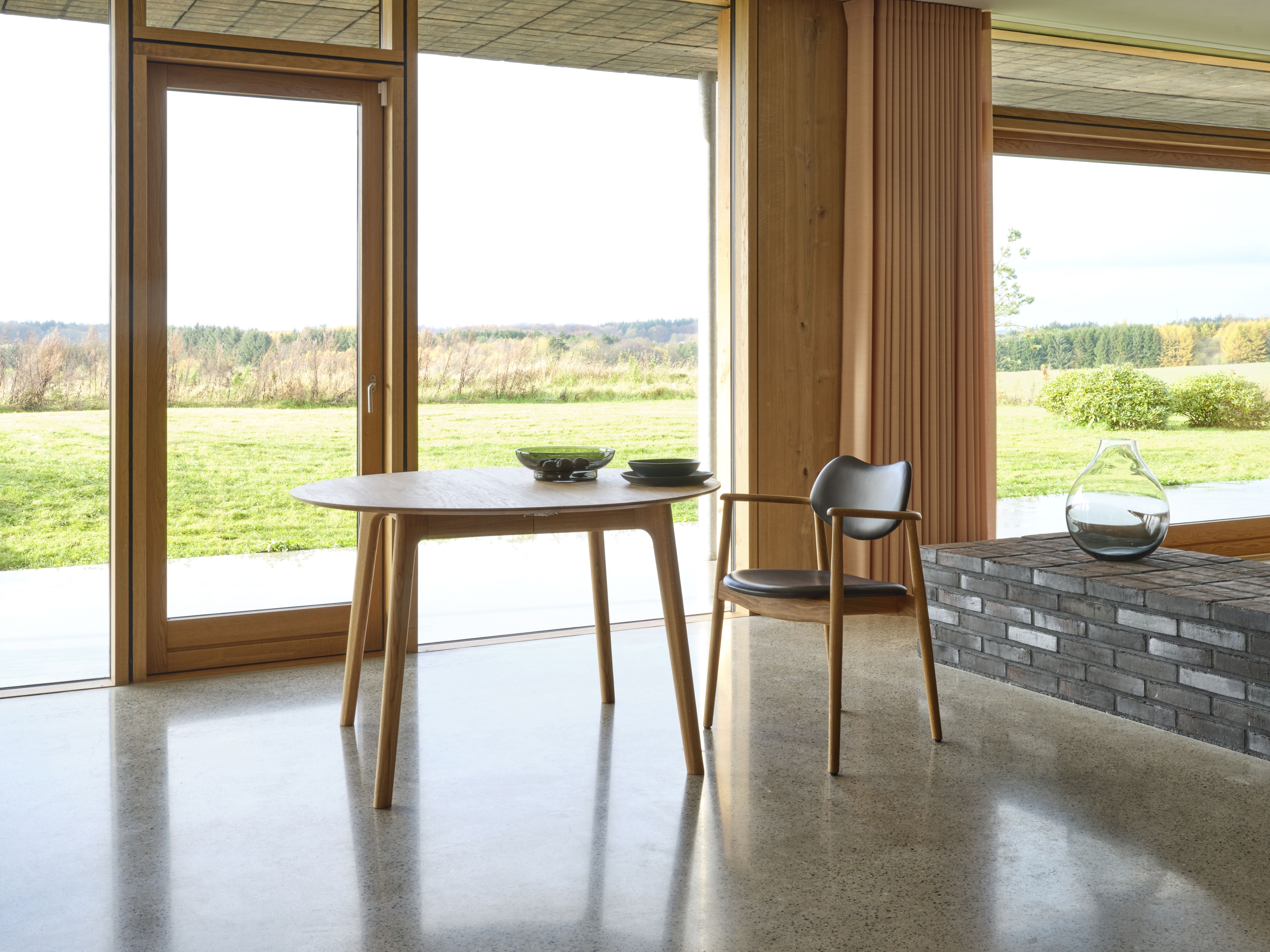 Ro Collection Salon Extendable Table In Oiled Oak, ø 120 Cm