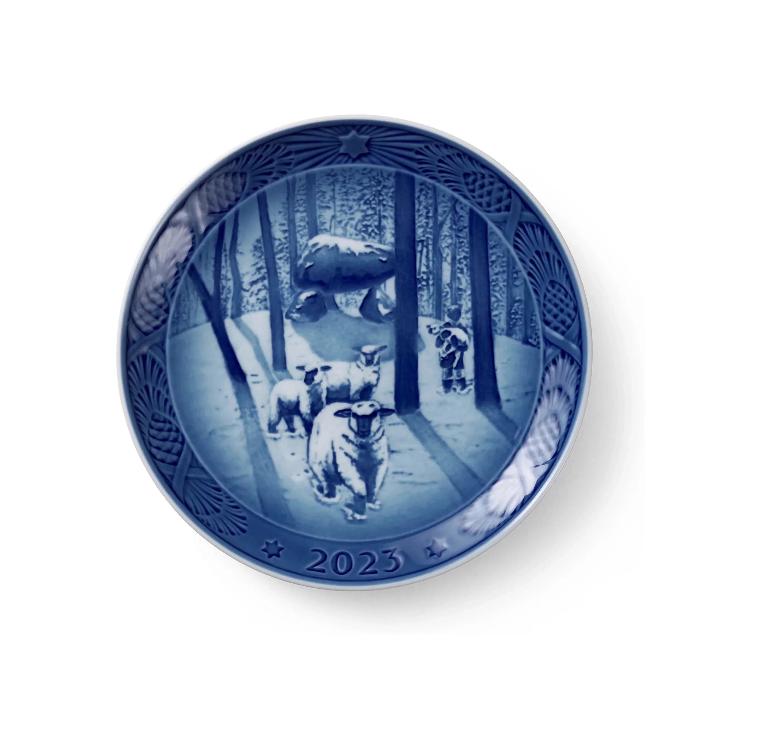 Royal Copenhagen 2023 Christmas Plate, Christmas Time In The Forest
