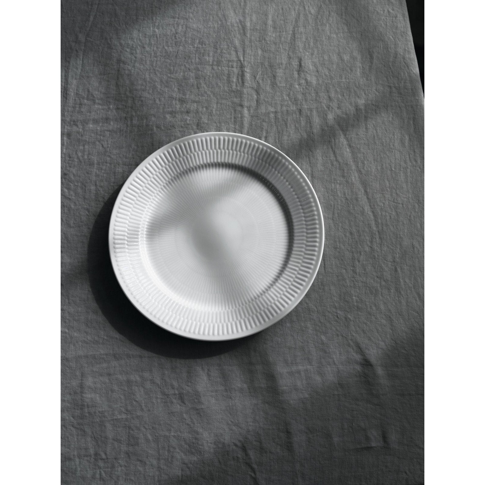 Royal Copenhagen White Fluled Plate, 27 cm