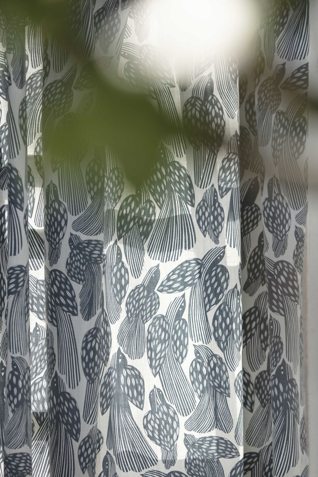 Spira Birds Roll Up Curtain 140x100 Cm, Mineral Green