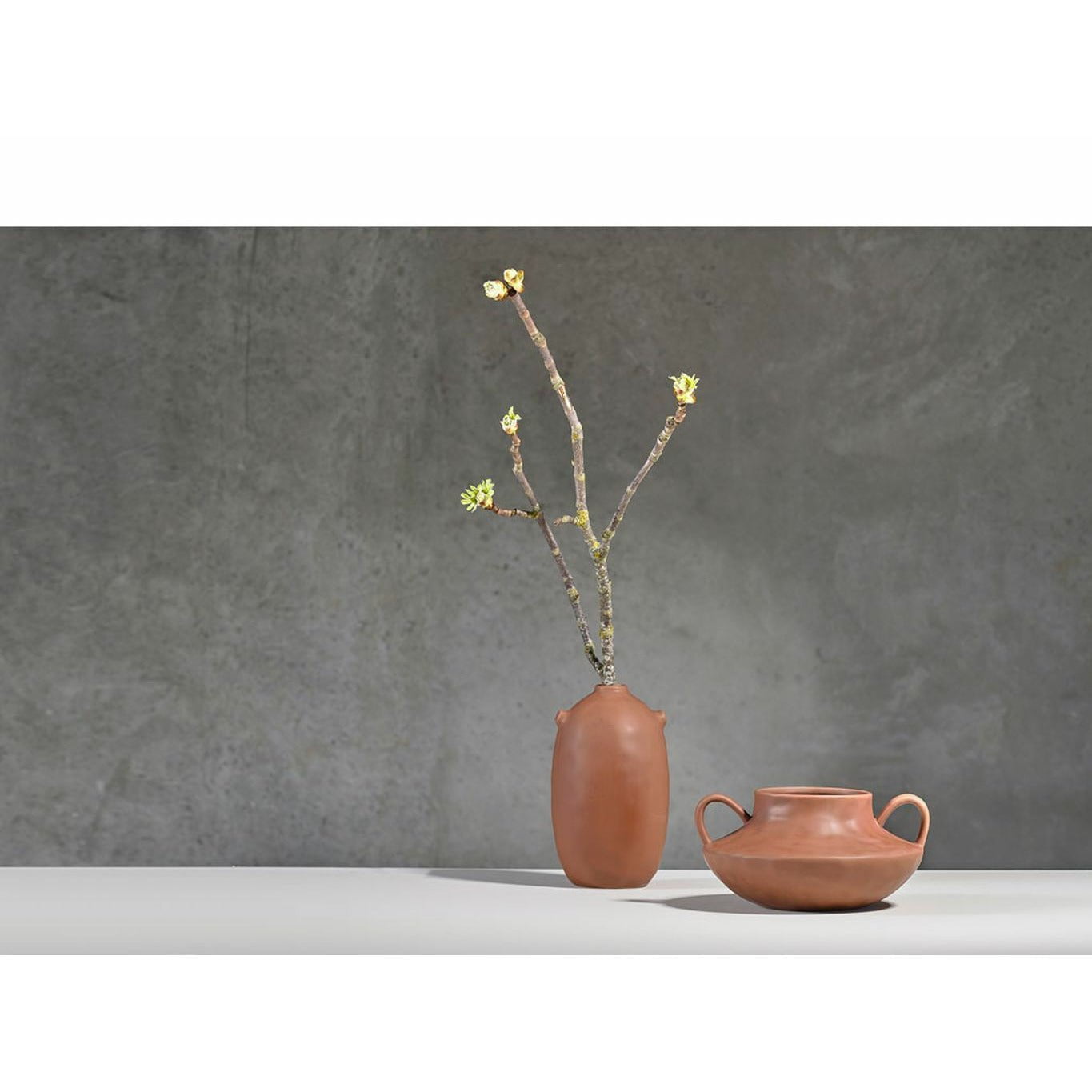 Villa Collection Vase med håndtag, 31x29x16 cm