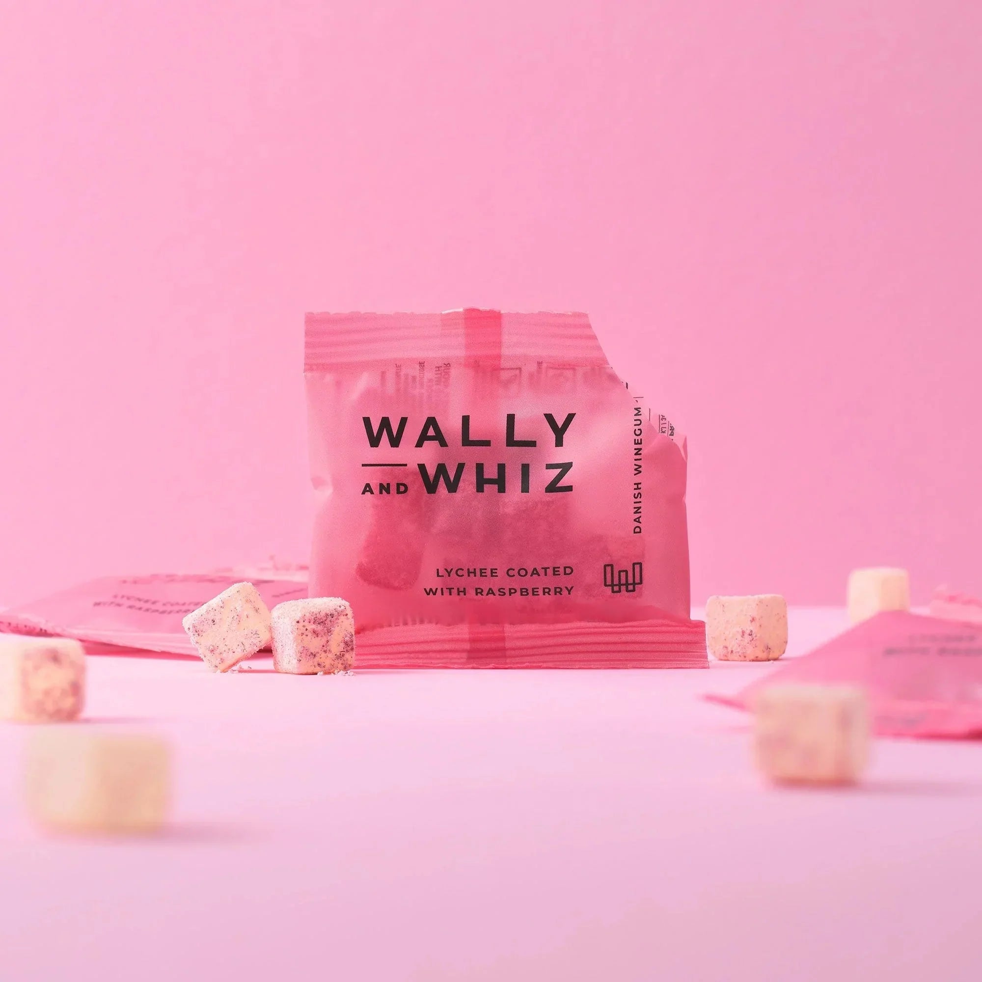 Wally And Whiz Wine Gum Flowpack Box med 200 flowpacks, Lychee med hindbær
