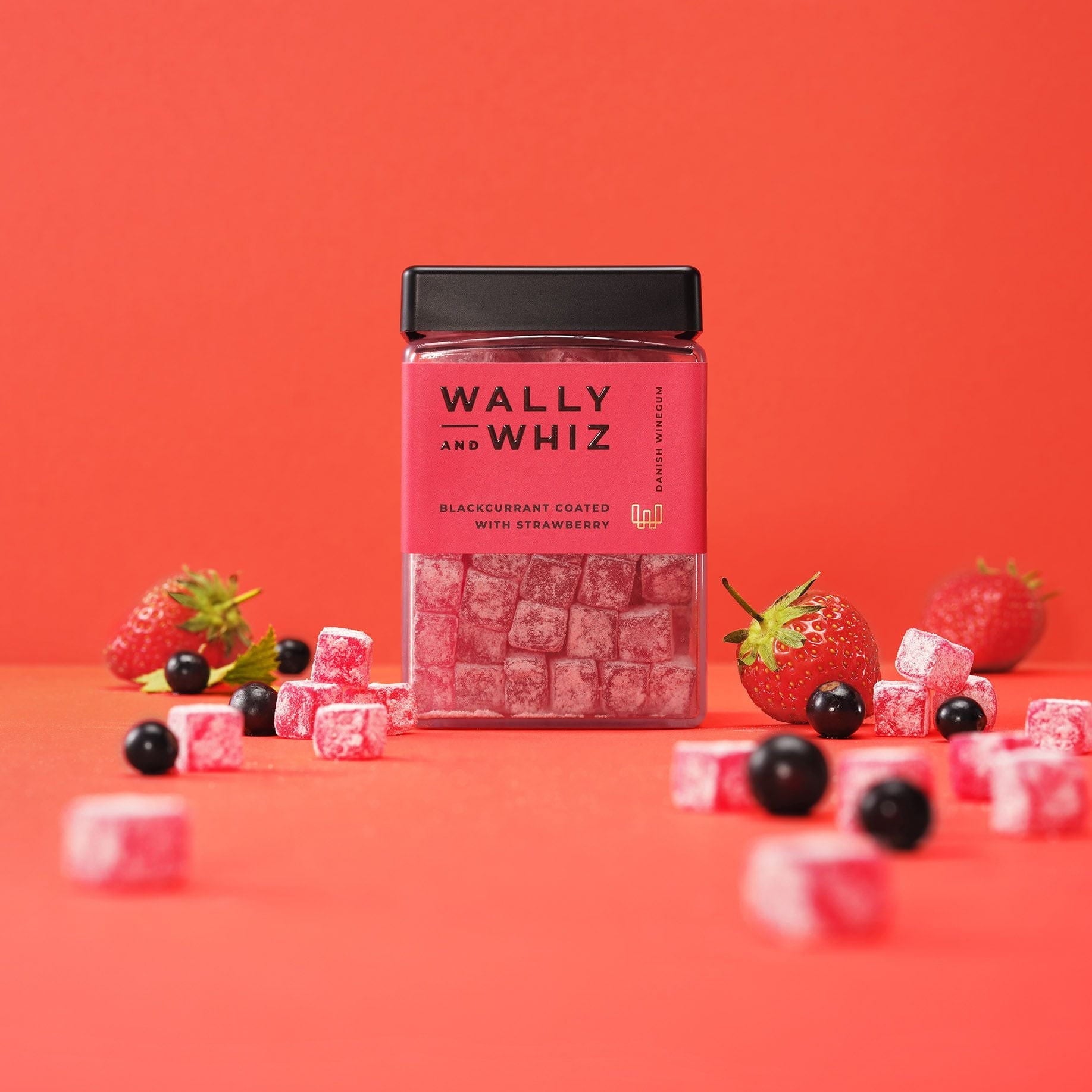 Wally og Whiz Wine Gum Cube, Svart med Strawberry, 240G