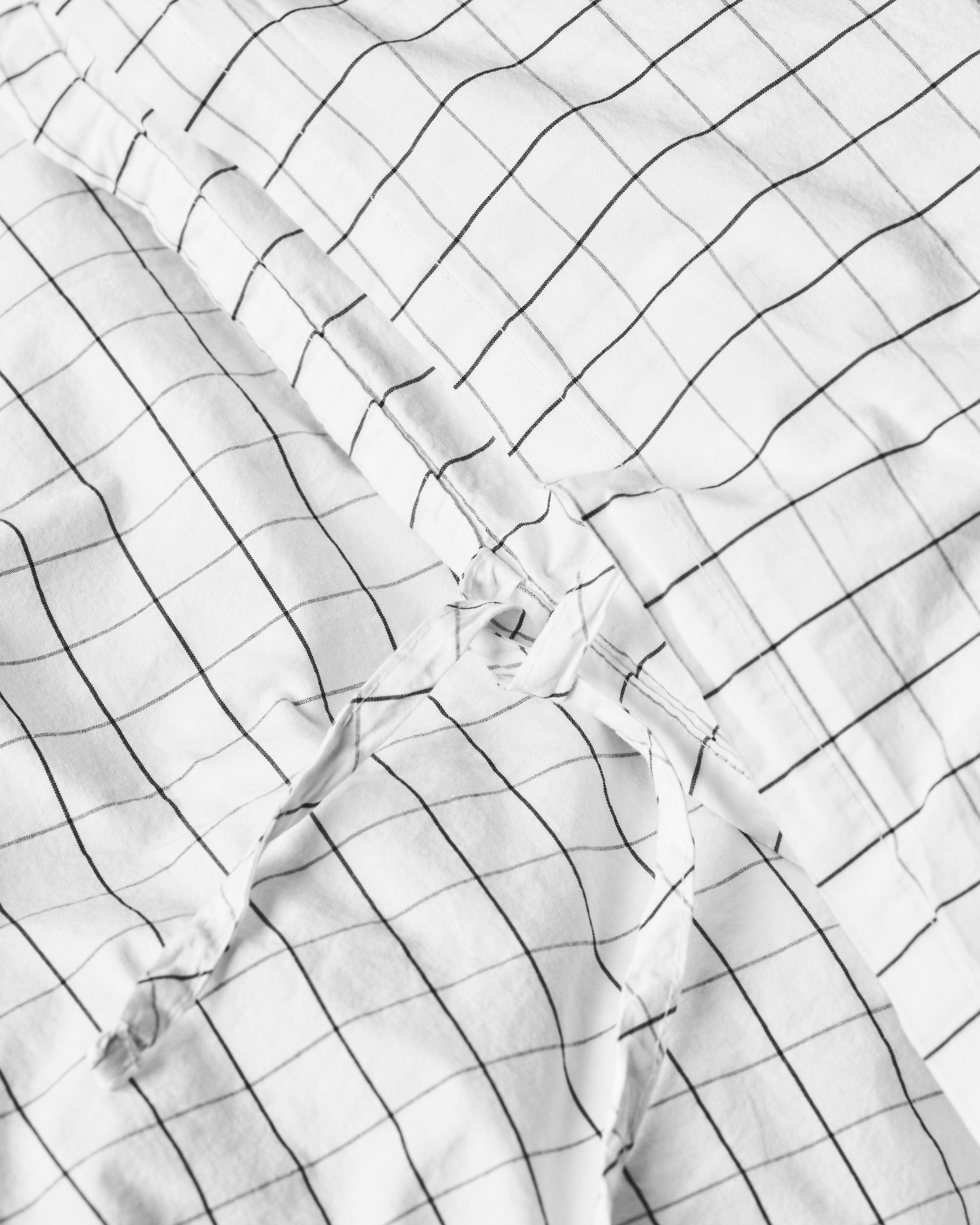 Por Nord Erika Bed Linen Set 210x150 cm, nieve con carbón