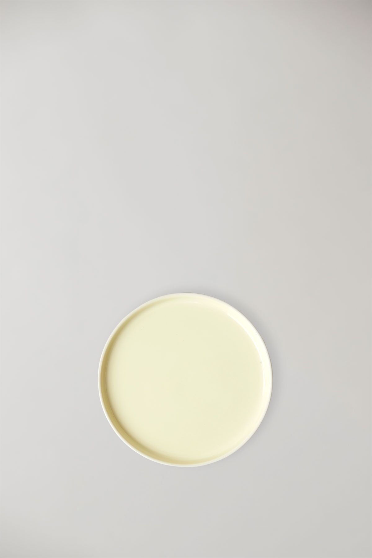 Studio About Clayware Set Of 2 Plates Medium, Ivory/Yellow