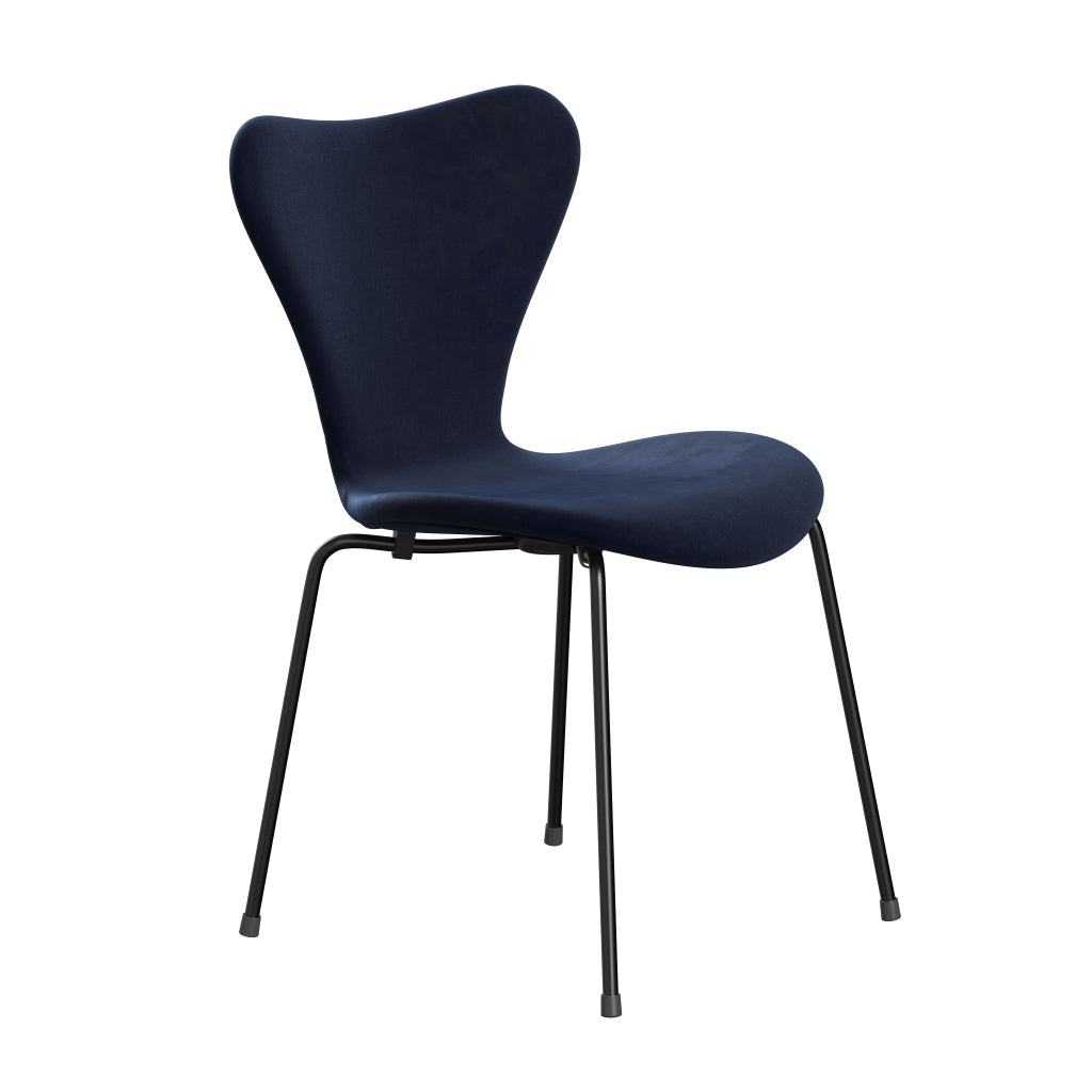 Fritz Hansen 3107 chaise complète complète, noir / belfast en velours minuit bleu